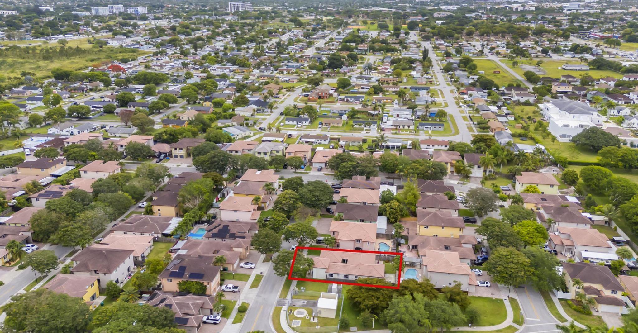 SILVER PALM HOMES - Residential