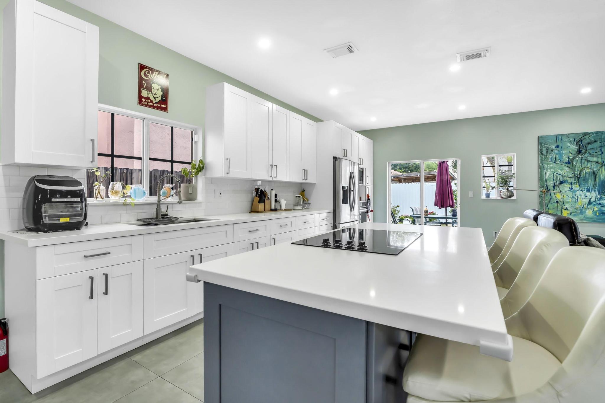 SILVER PALM HOMES - Residential