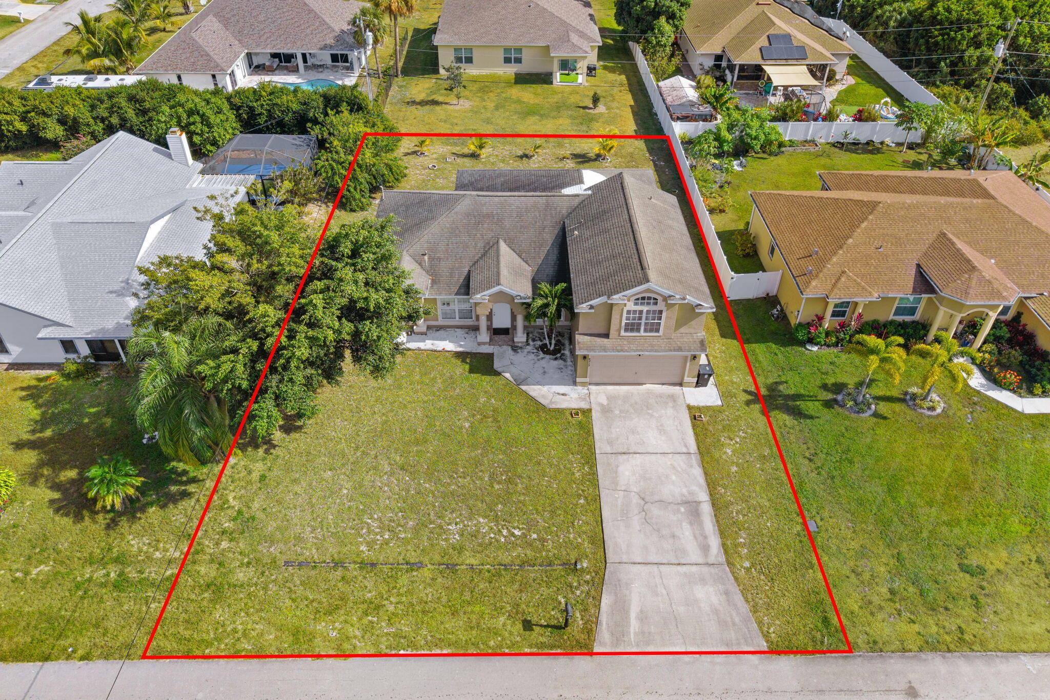 PORT ST LUCIE-SECTION 33- - Residential