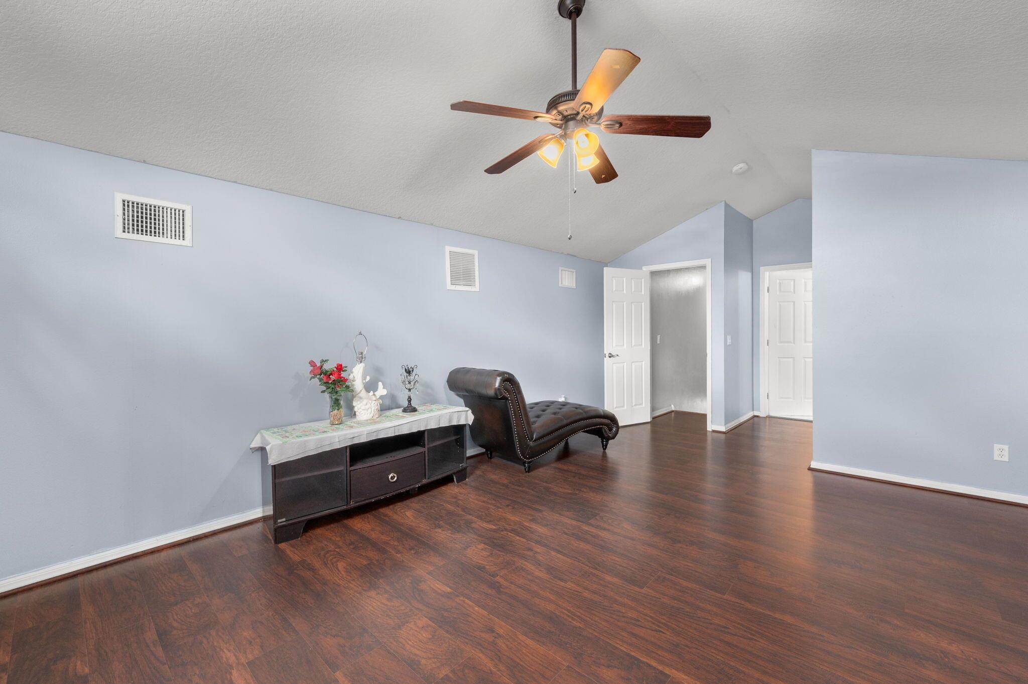 PORT ST LUCIE-SECTION 33- - Residential