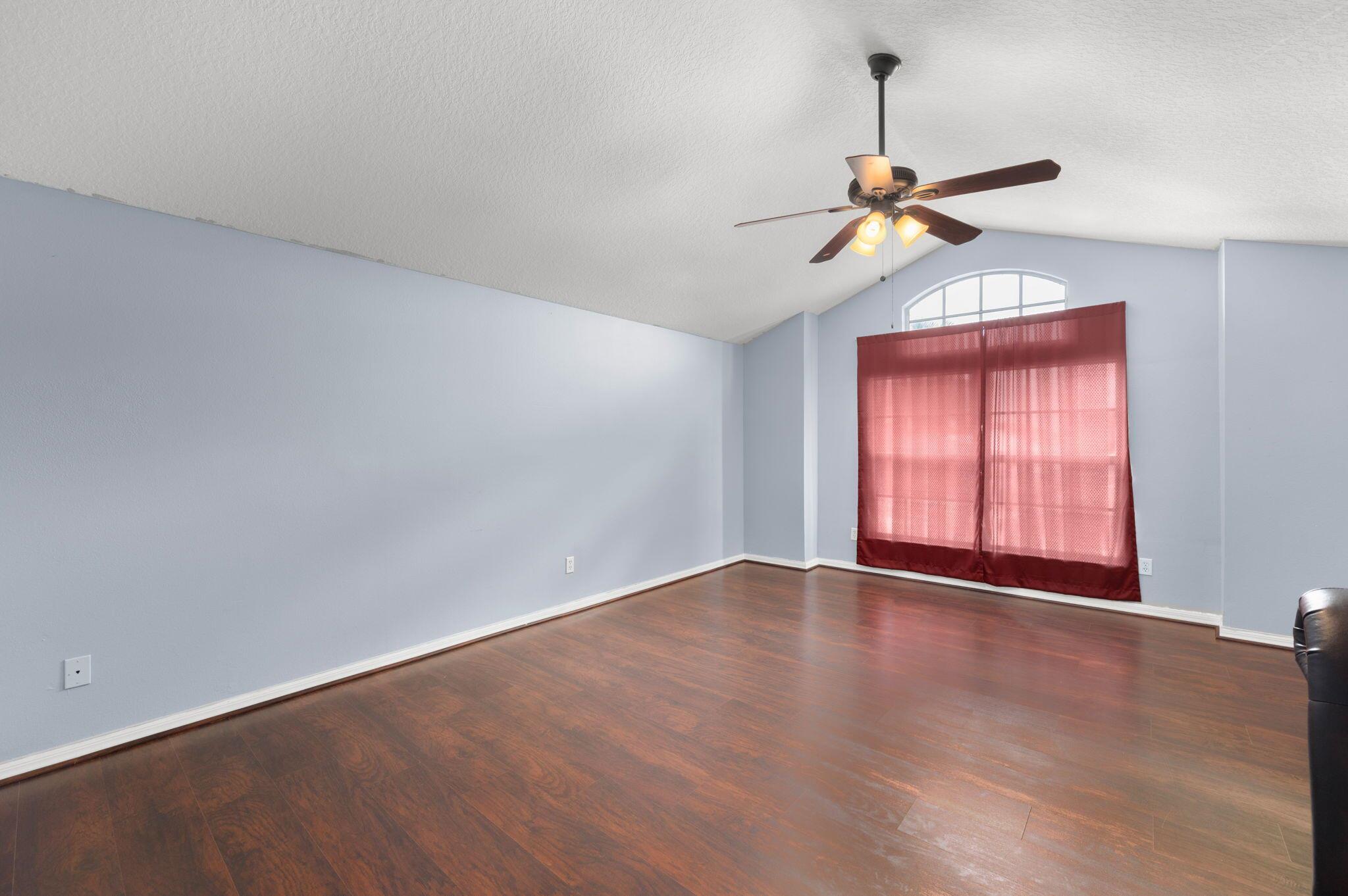 PORT ST LUCIE-SECTION 33- - Residential