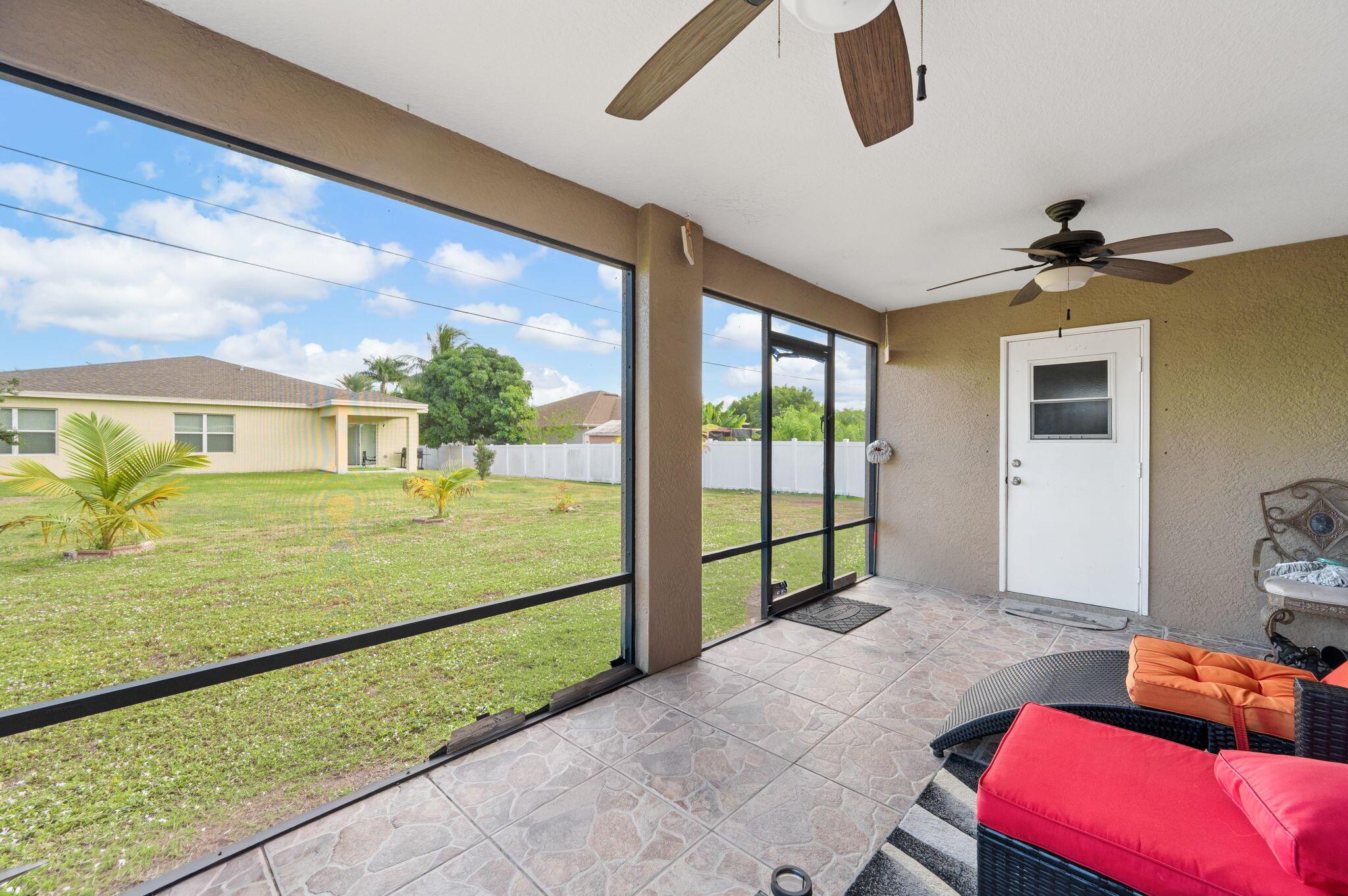 PORT ST LUCIE-SECTION 33- - Residential