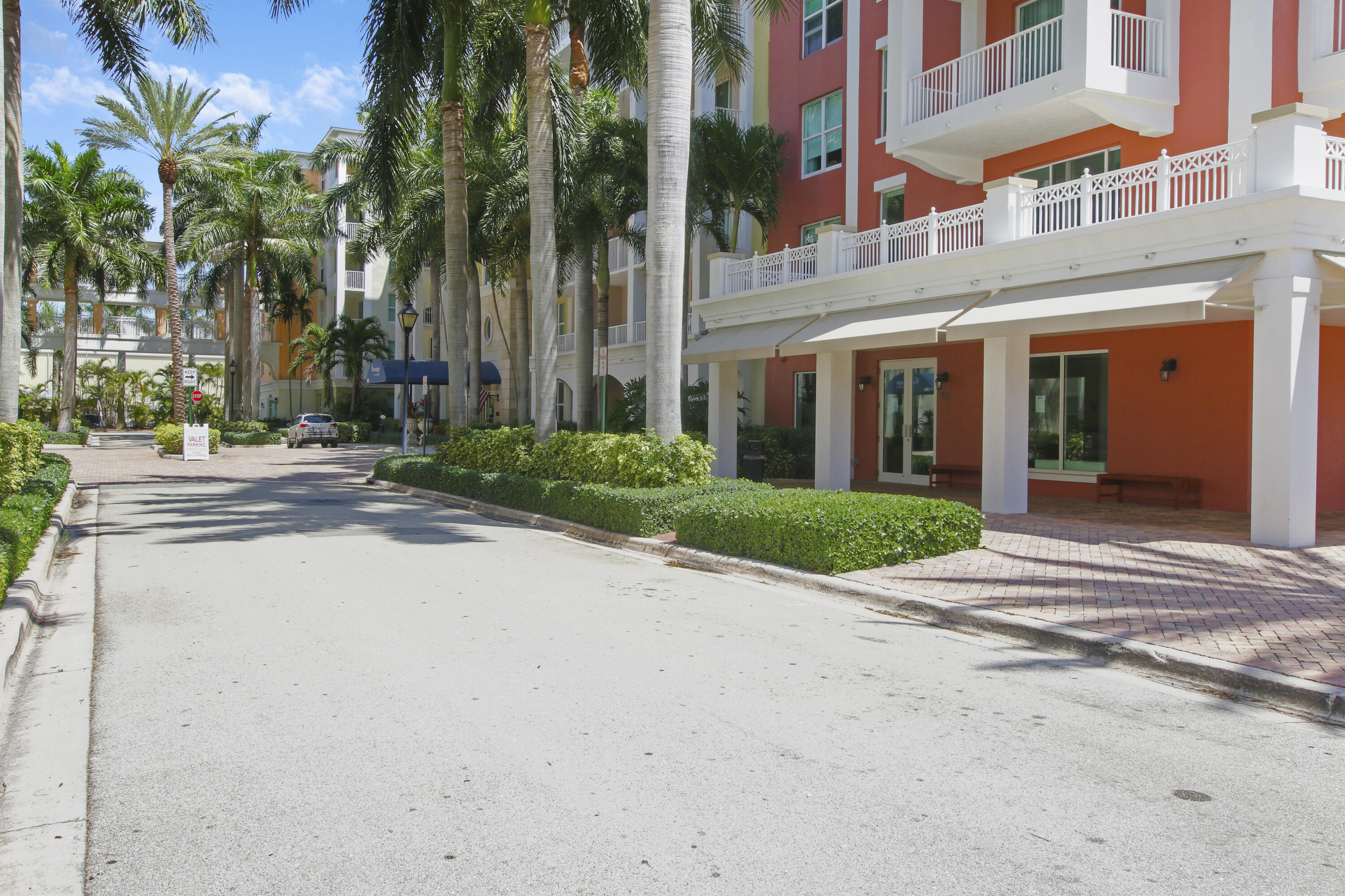 MOORINGS AT LANTANA CONDO 3 - Residential Lease