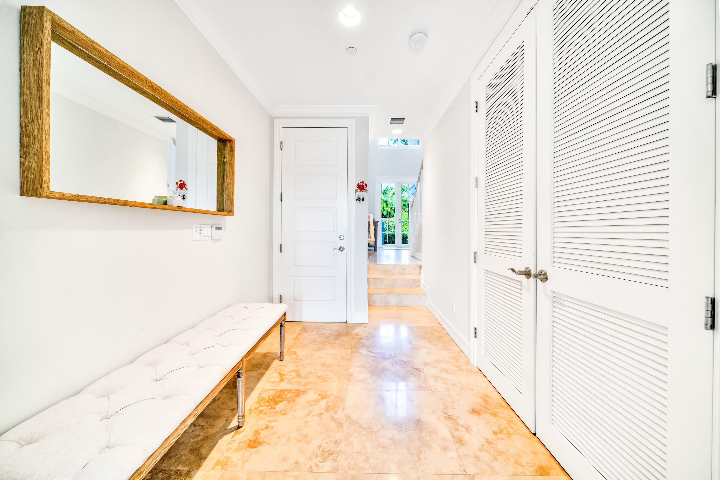 MARINA BAY - Residential Lease