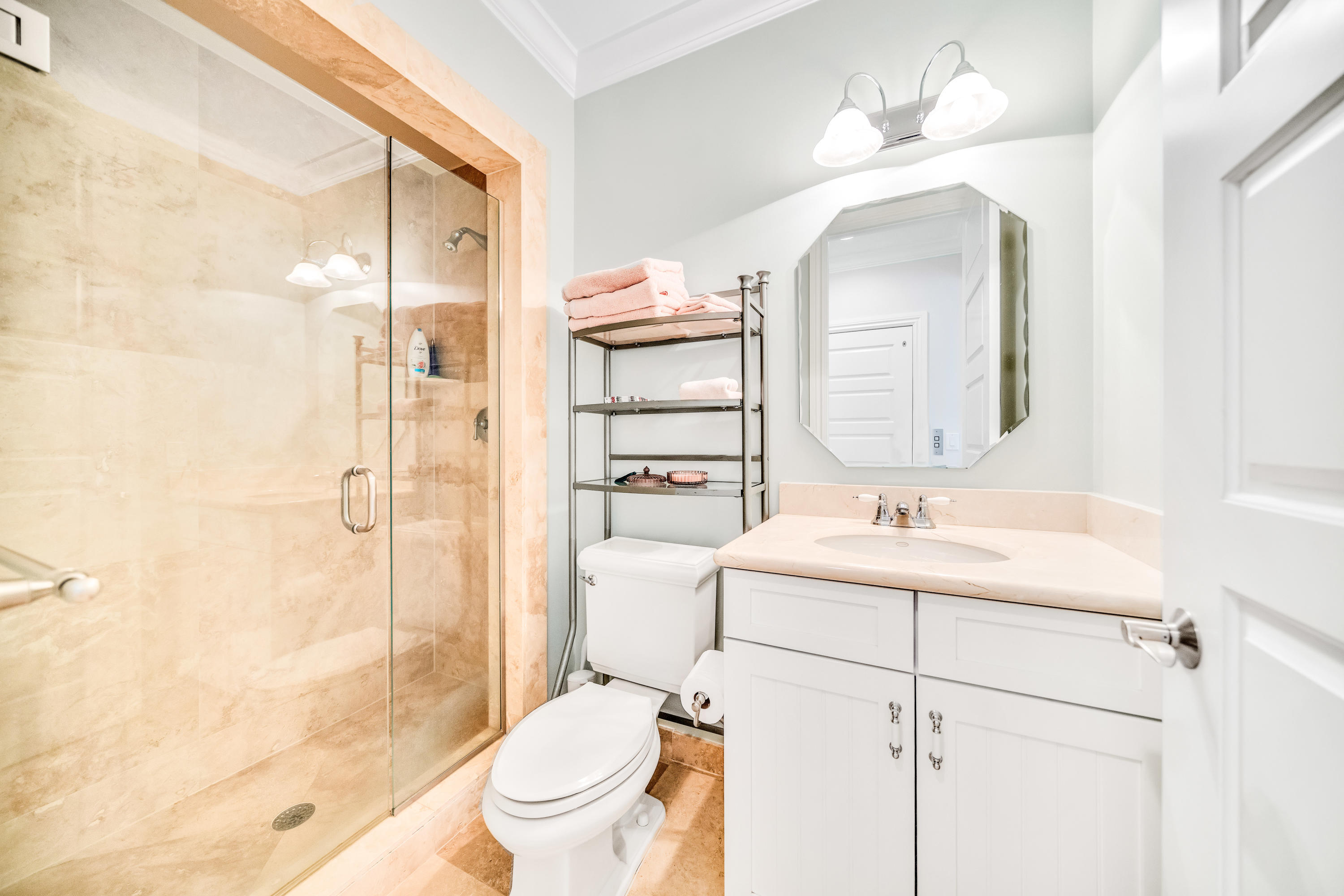 MARINA BAY - Residential Lease