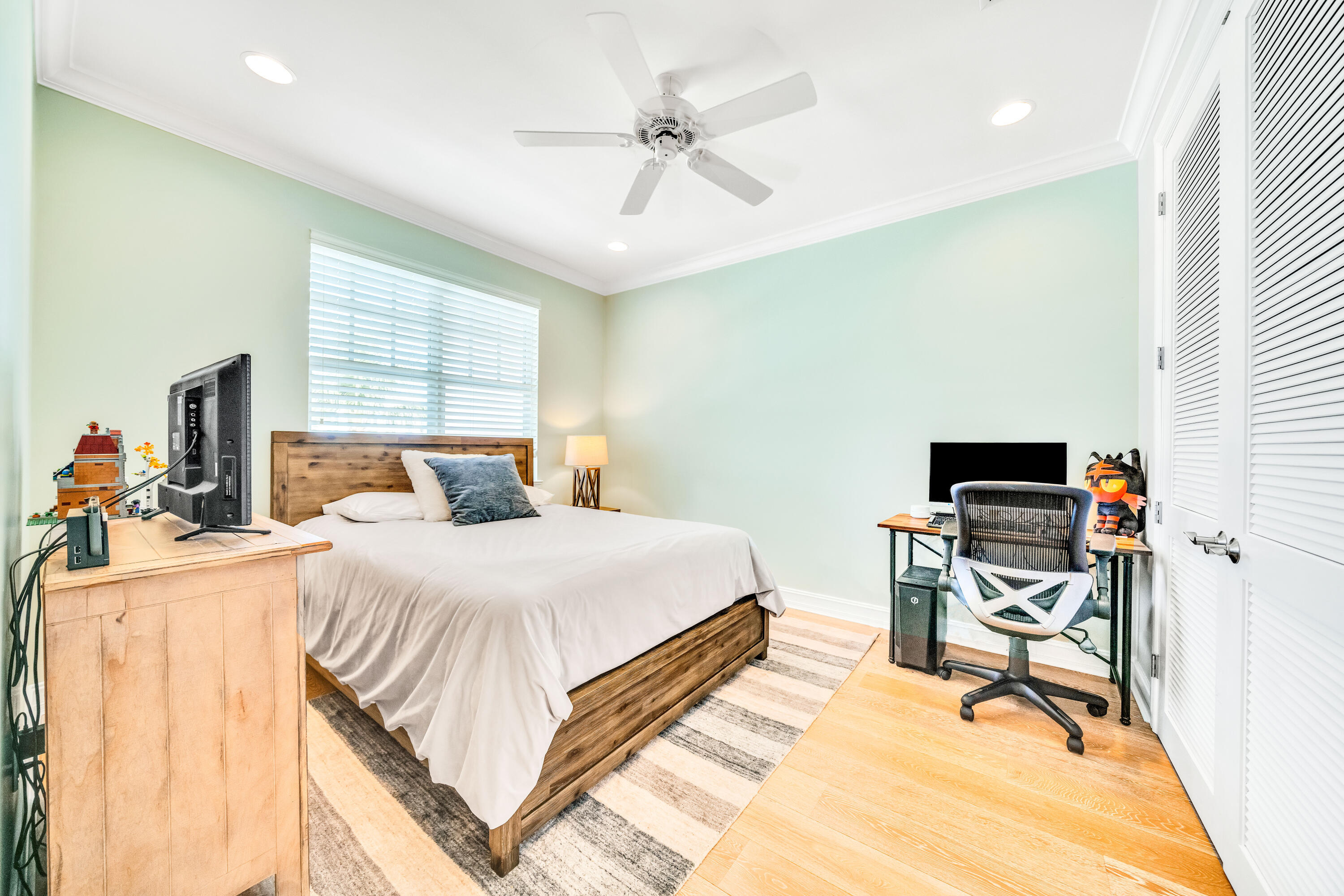 MARINA BAY - Residential Lease