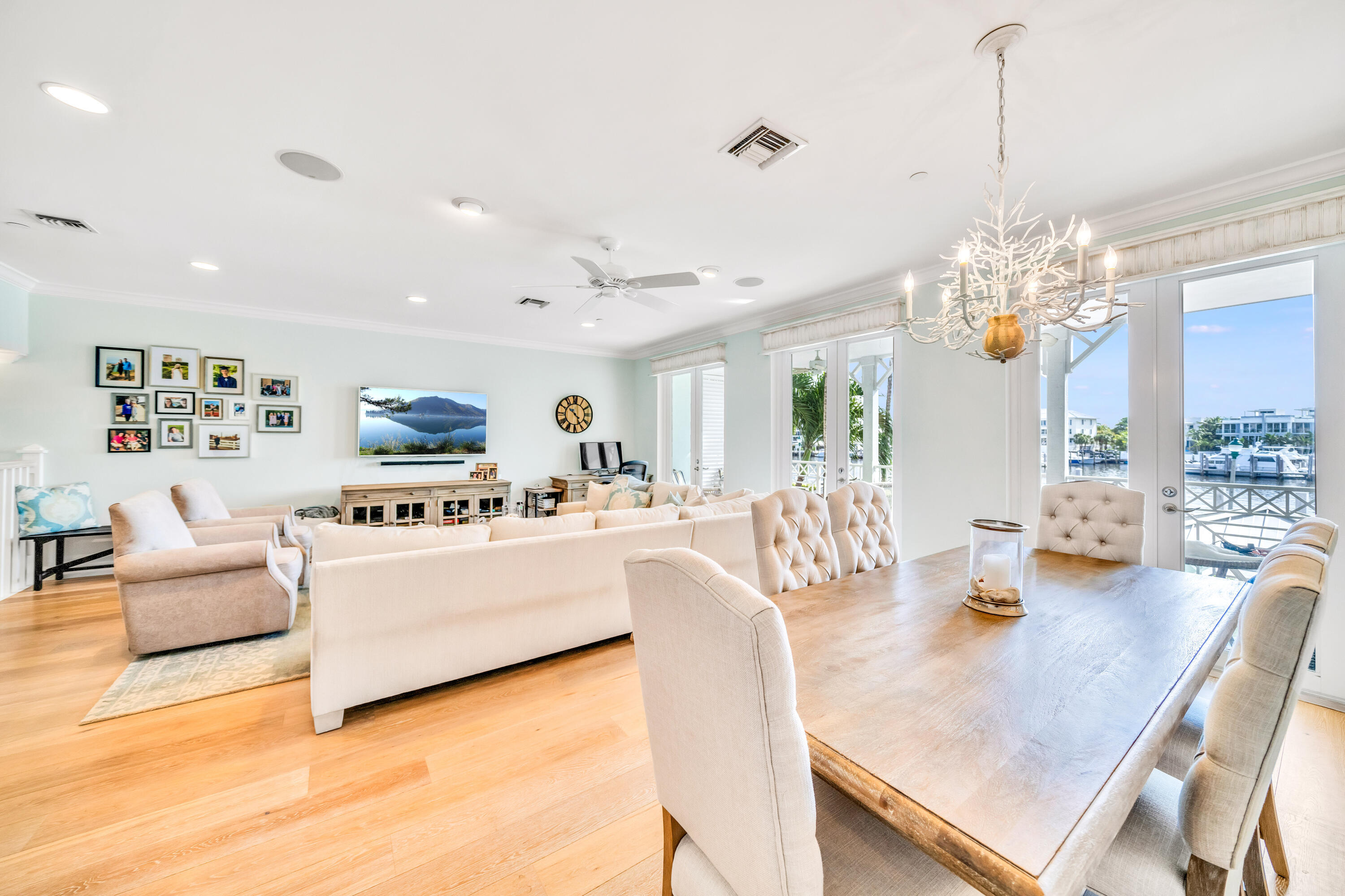 MARINA BAY - Residential Lease