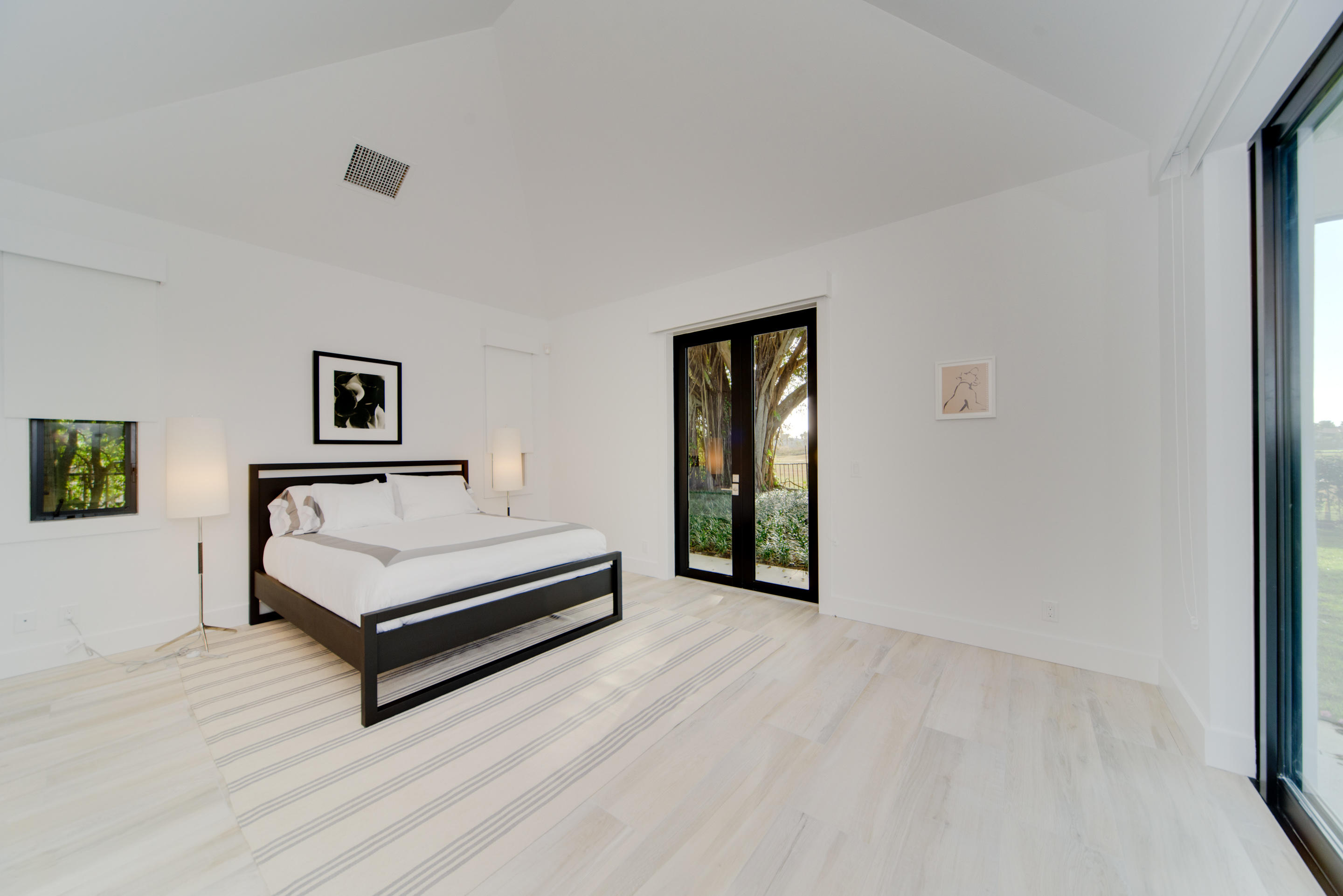 OAK TREE EST - Residential