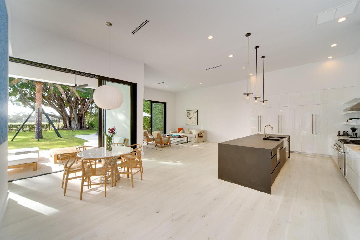 OAK TREE EST - Residential