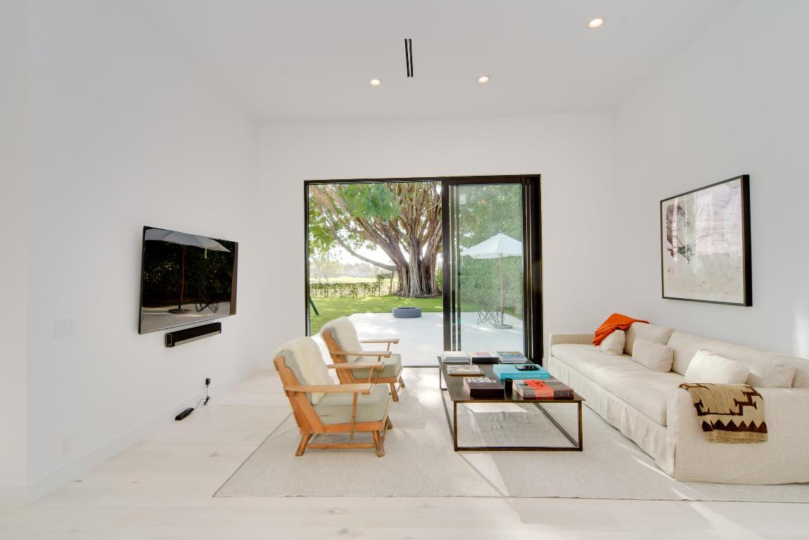 OAK TREE EST - Residential