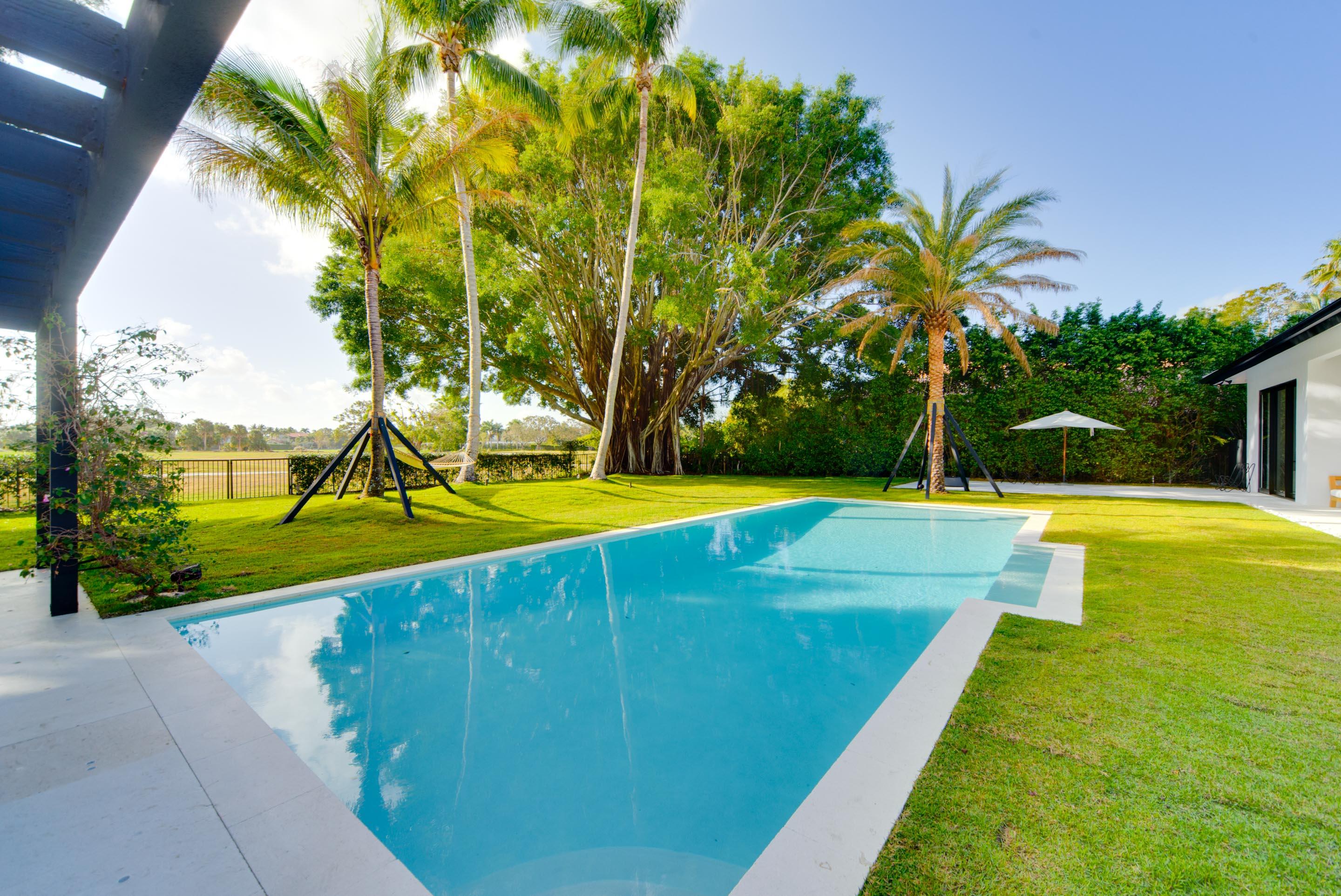 OAK TREE EST - Residential