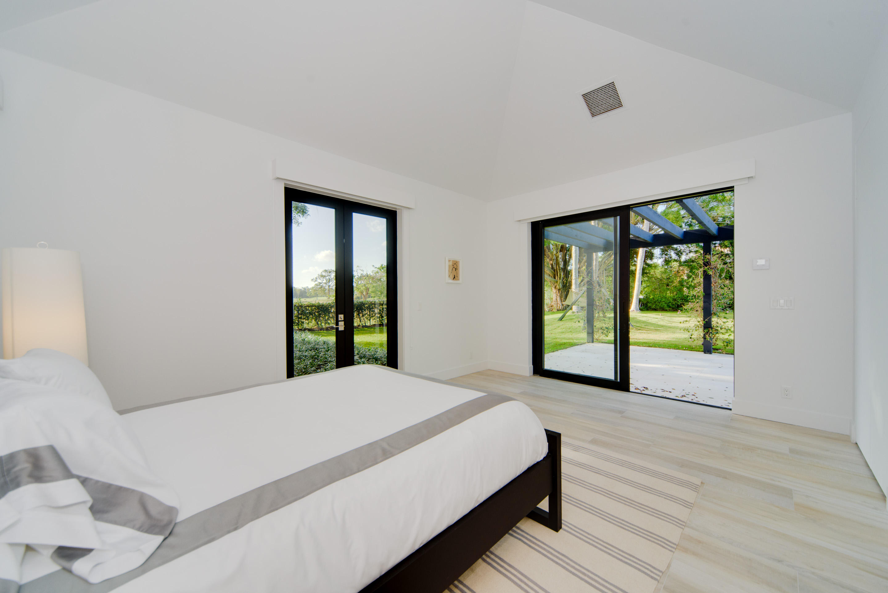 OAK TREE EST - Residential