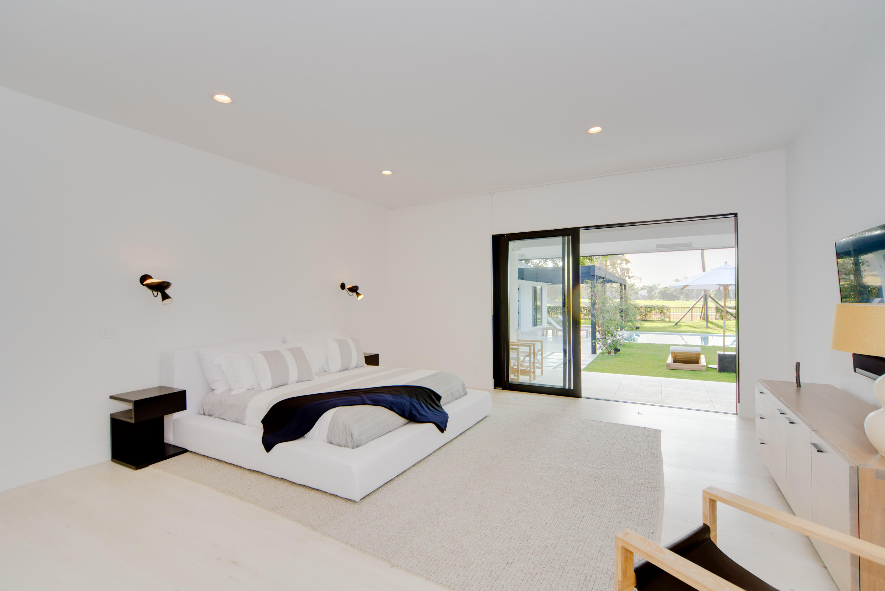 OAK TREE EST - Residential