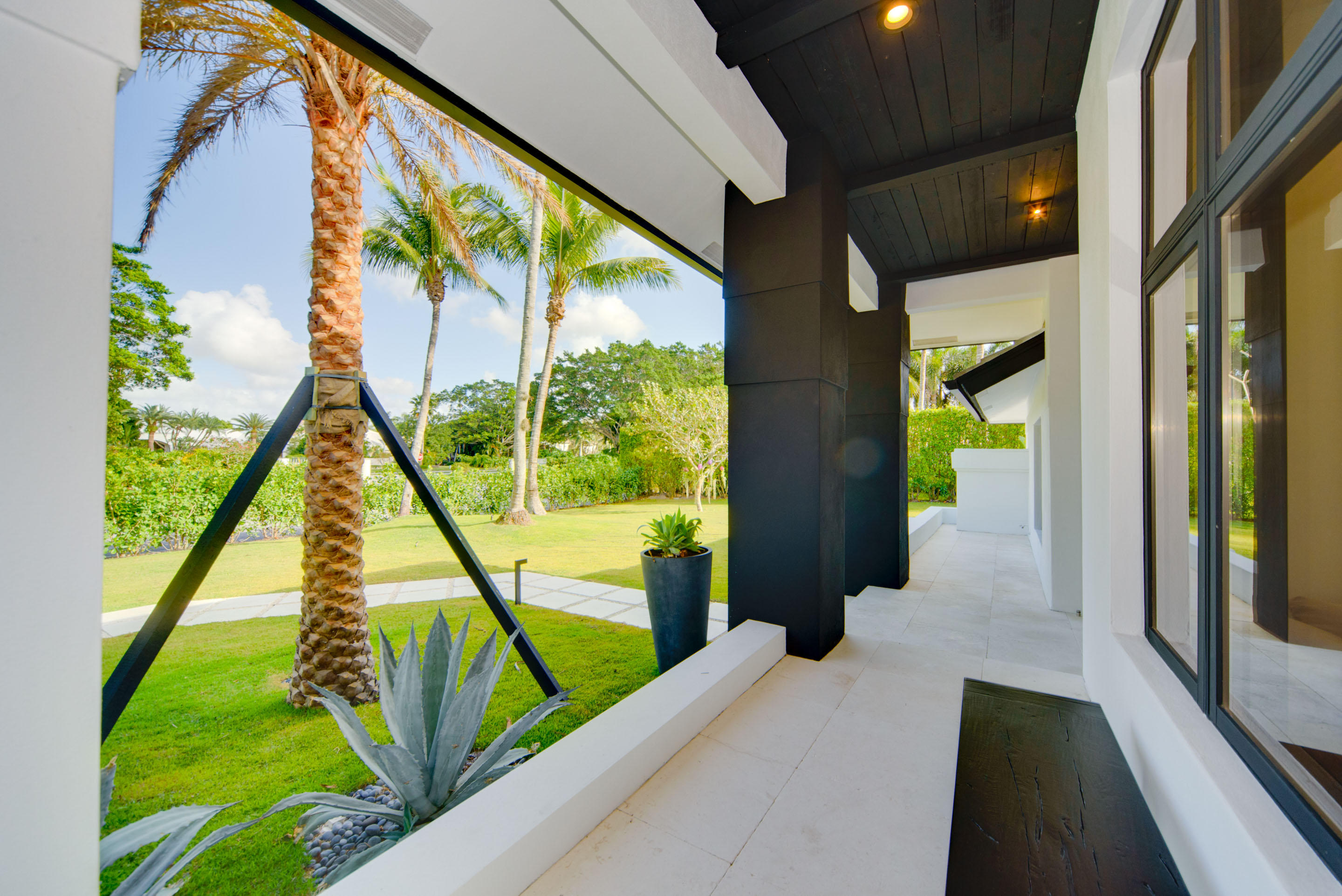 OAK TREE EST - Residential