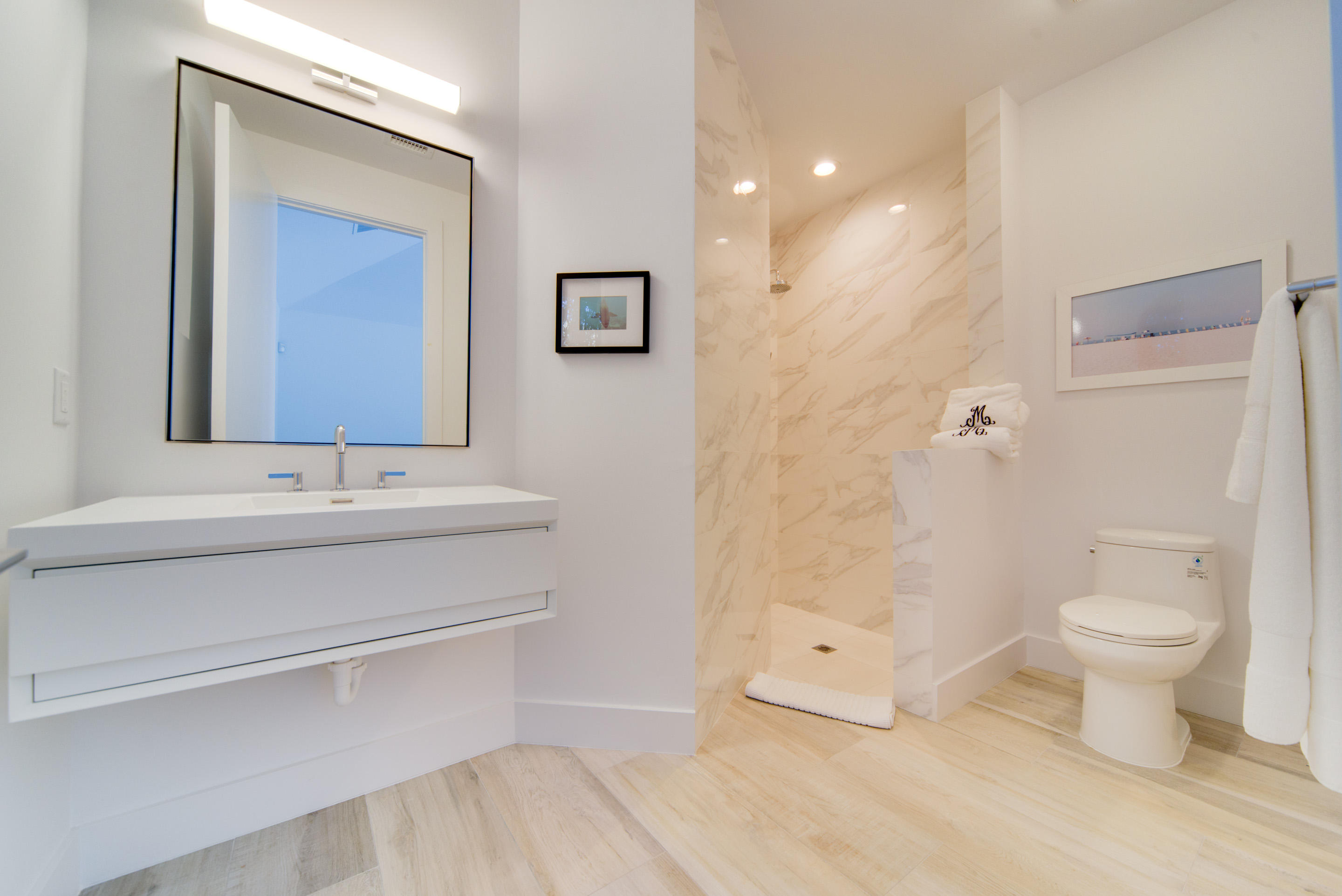 OAK TREE EST - Residential