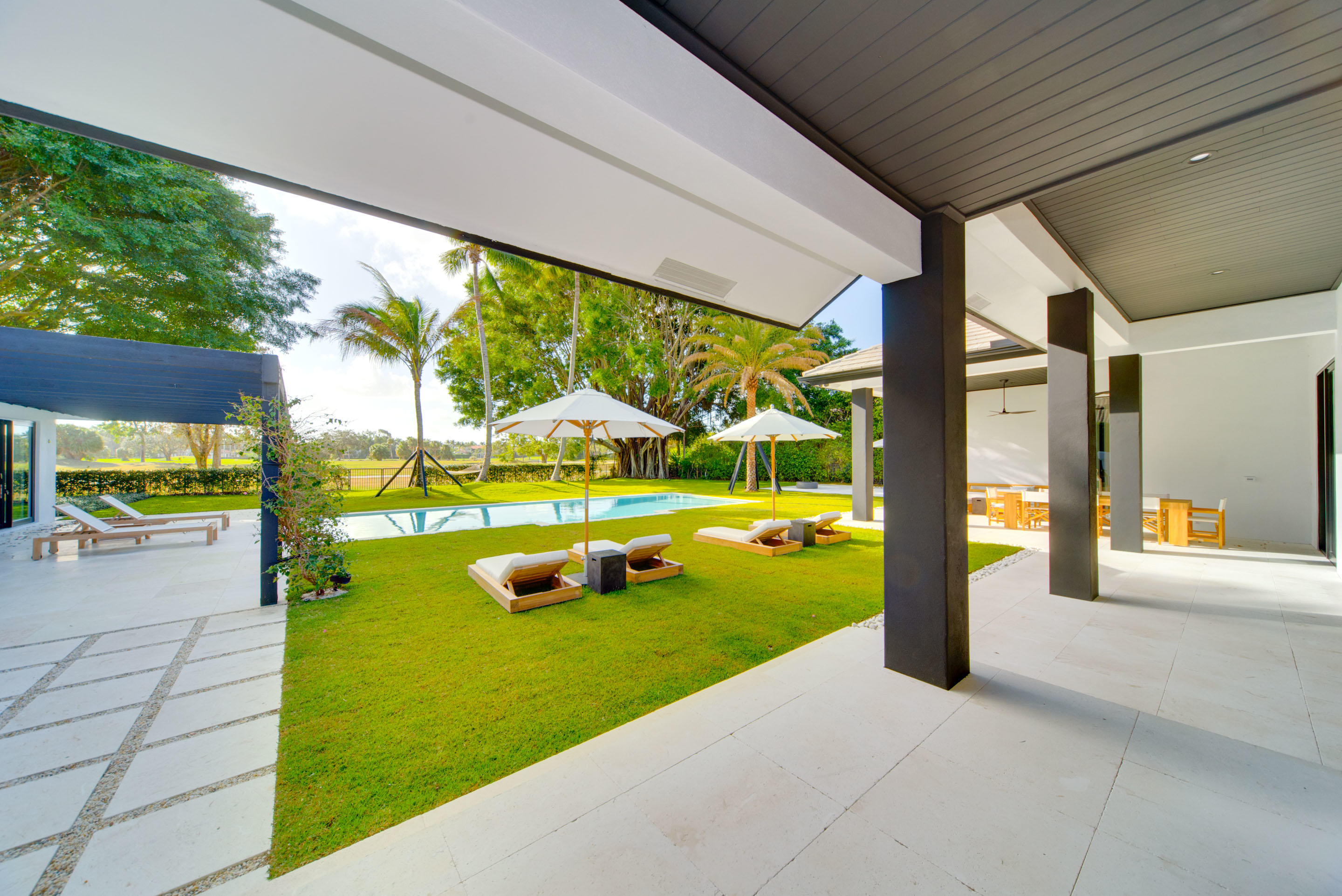 OAK TREE EST - Residential