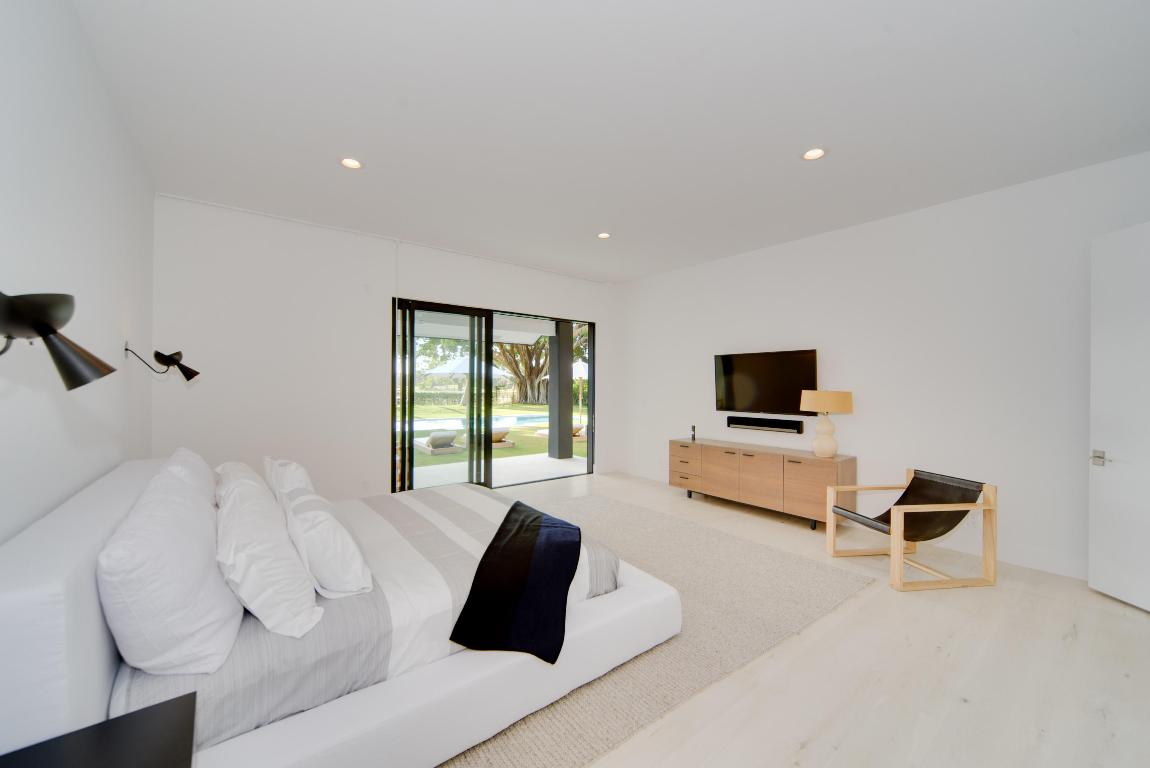 OAK TREE EST - Residential