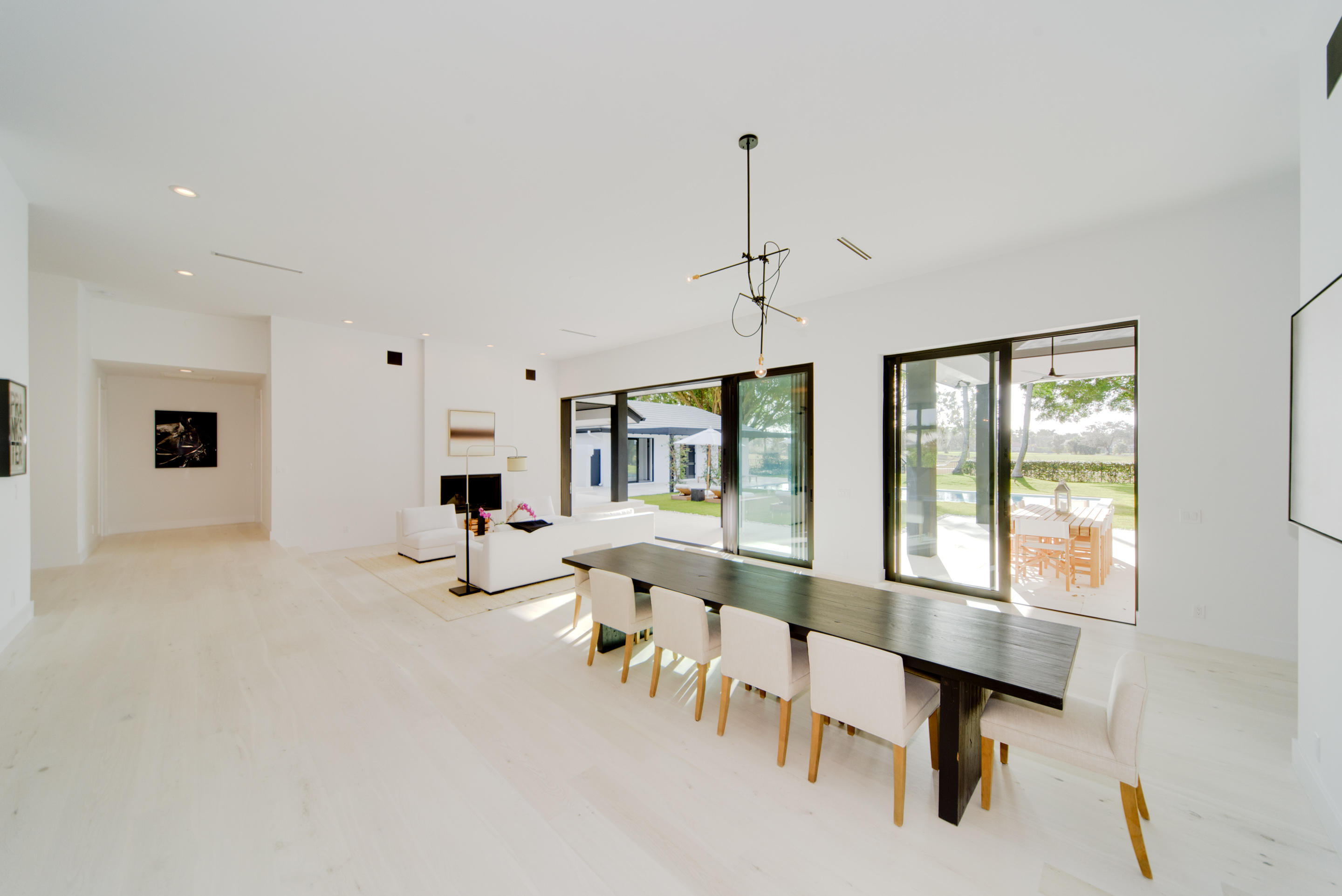 OAK TREE EST - Residential