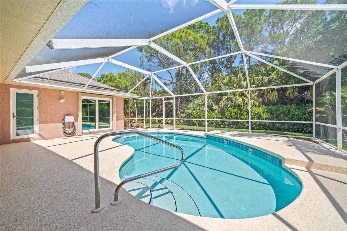 SAWGRASS LAKES CRANE POINTE - Residential