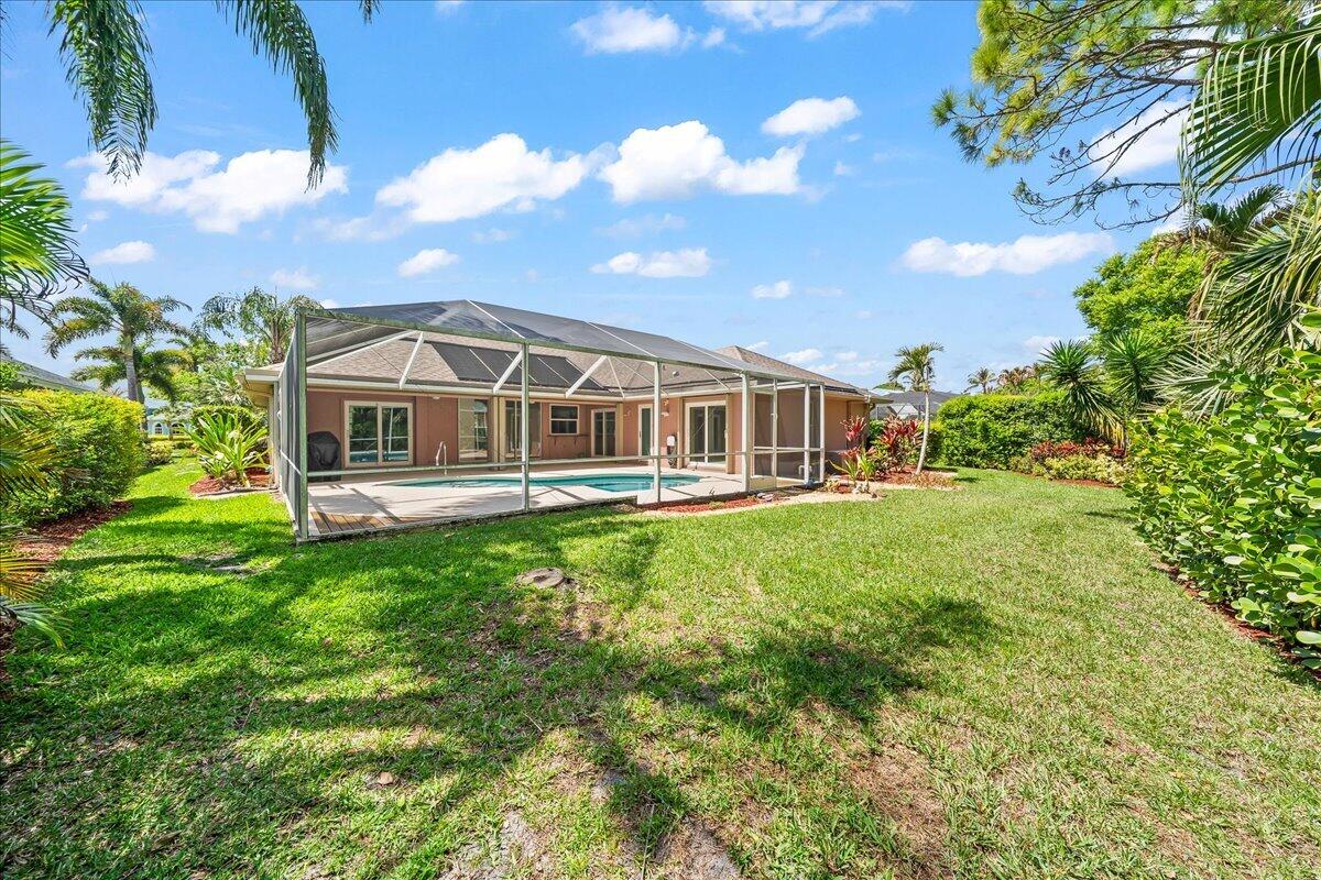 SAWGRASS LAKES CRANE POINTE - Residential