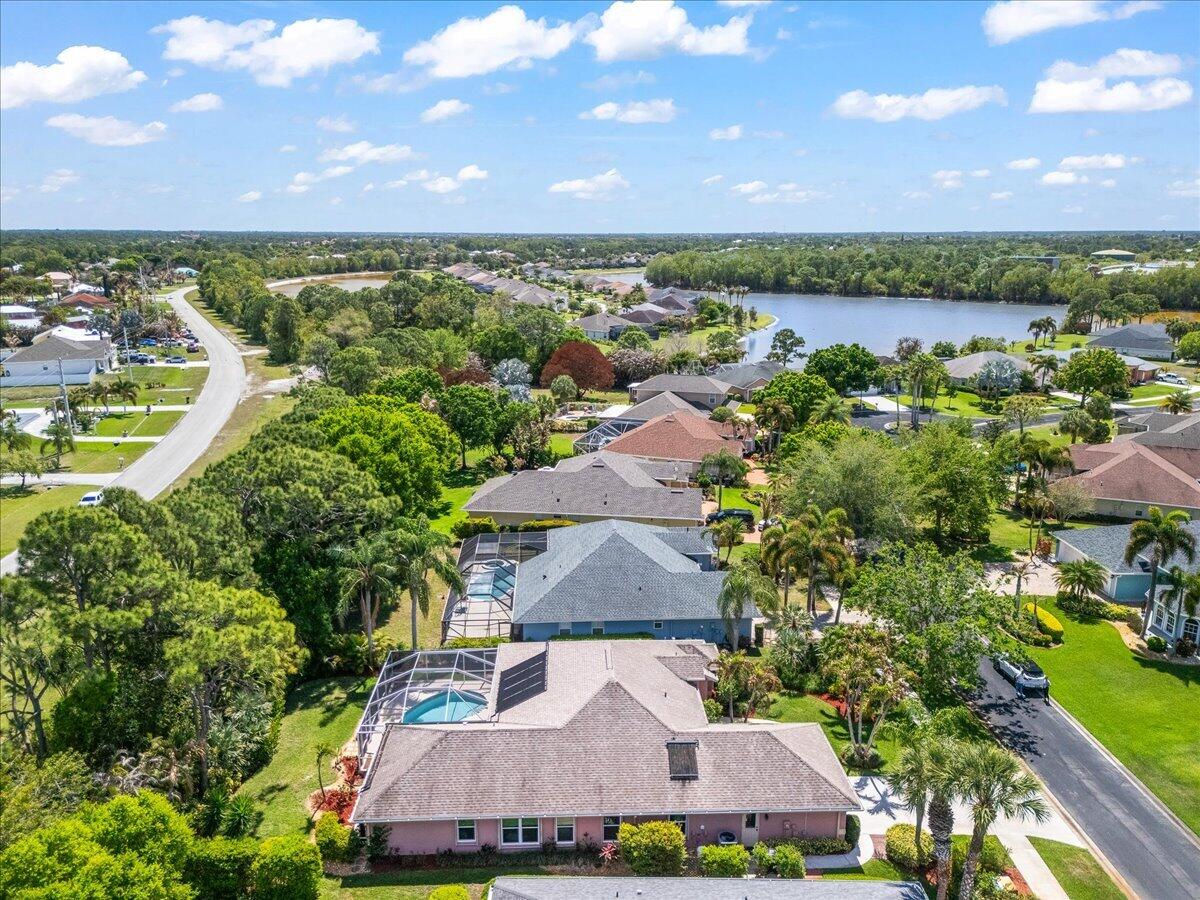 SAWGRASS LAKES CRANE POINTE - Residential
