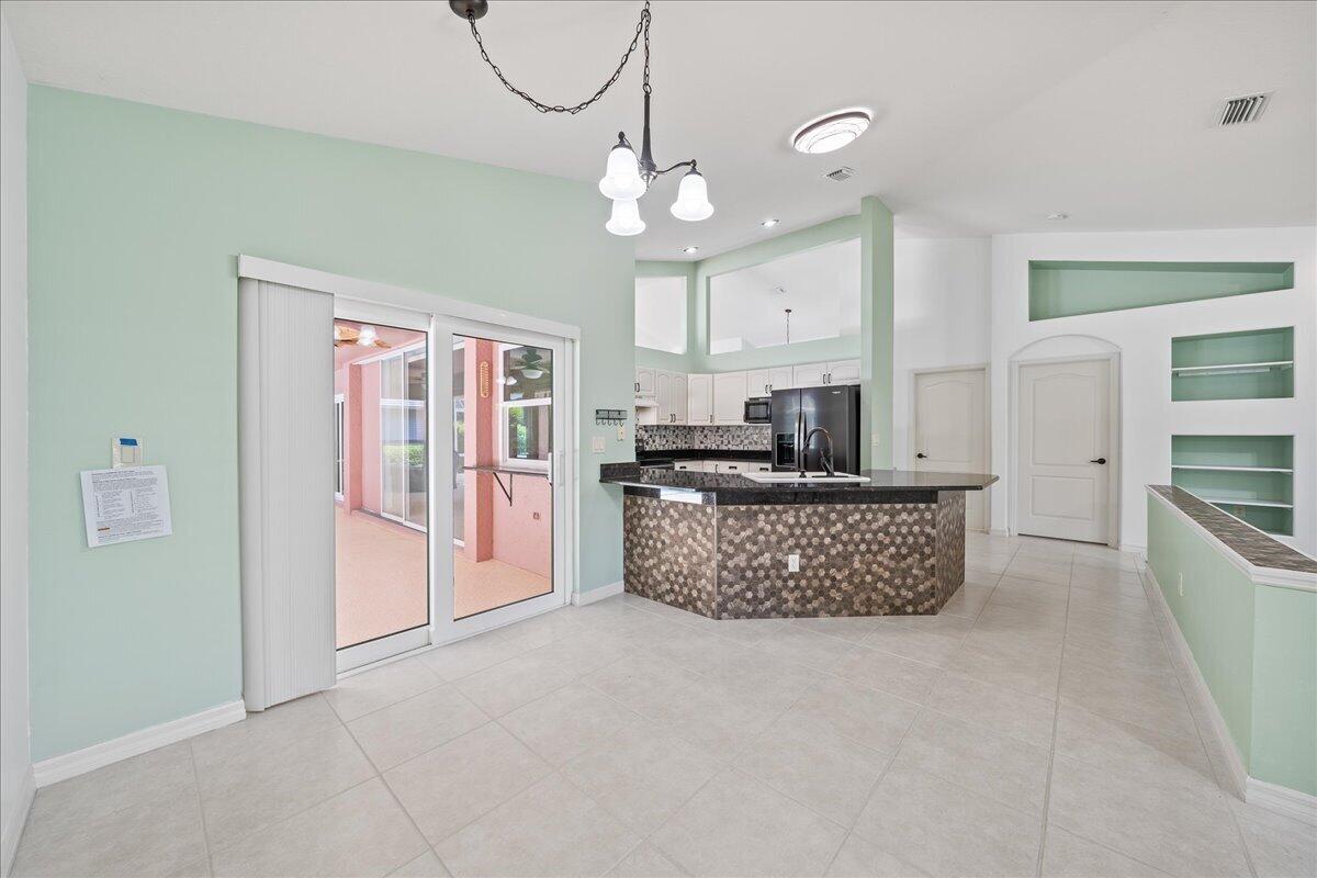 SAWGRASS LAKES CRANE POINTE - Residential
