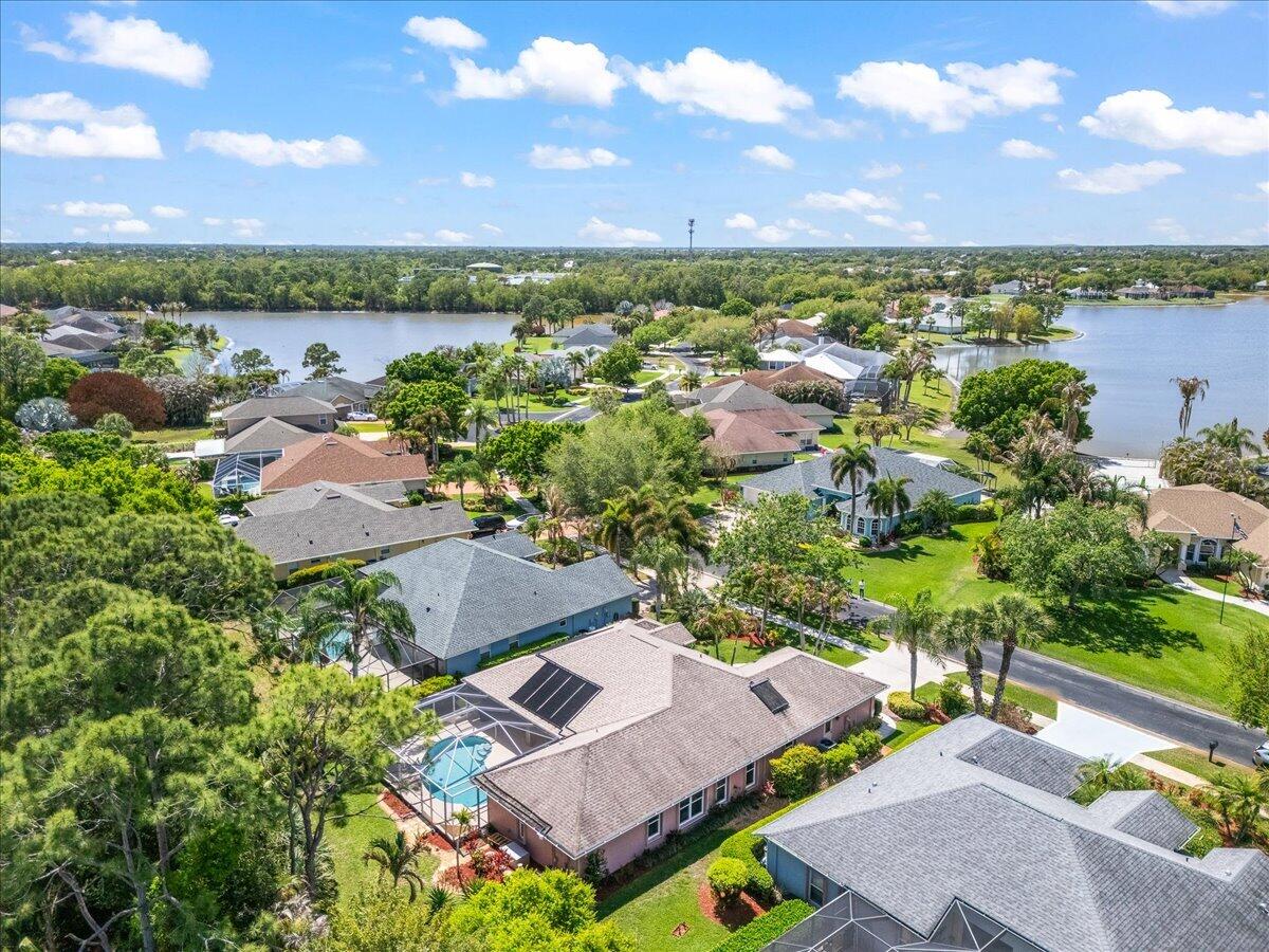 SAWGRASS LAKES CRANE POINTE - Residential