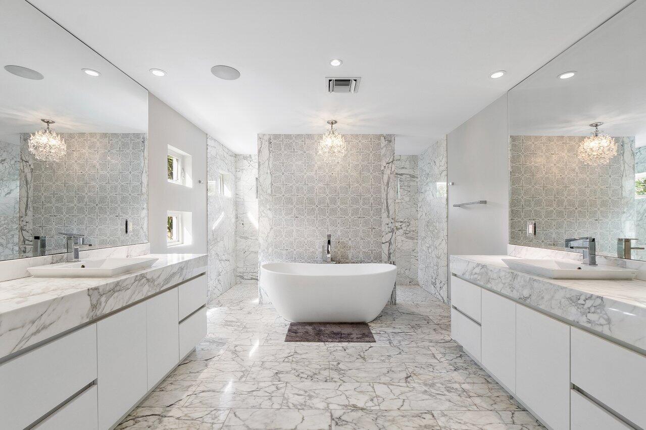 IDA LAKE TERRACE - Residential