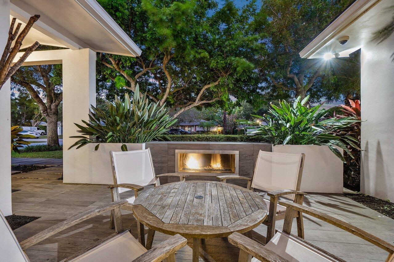 IDA LAKE TERRACE - Residential