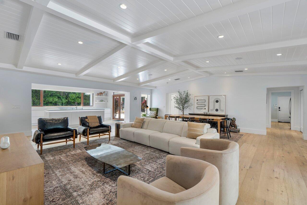 IDA LAKE TERRACE - Residential