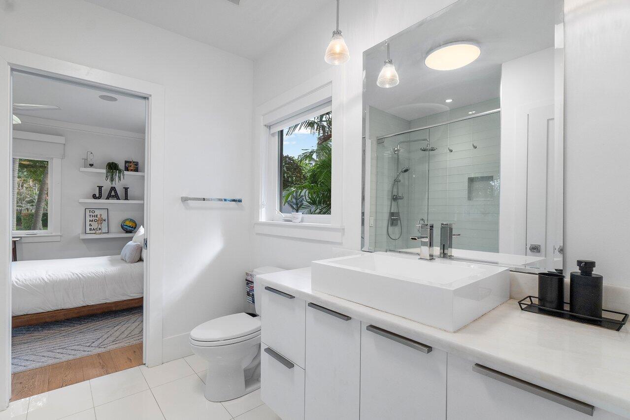 IDA LAKE TERRACE - Residential