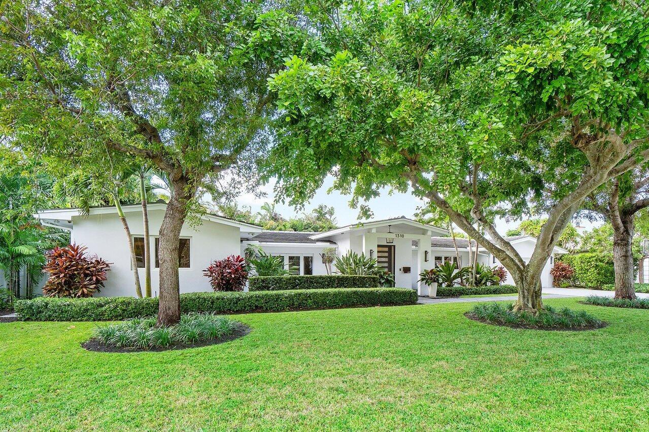 IDA LAKE TERRACE - Residential