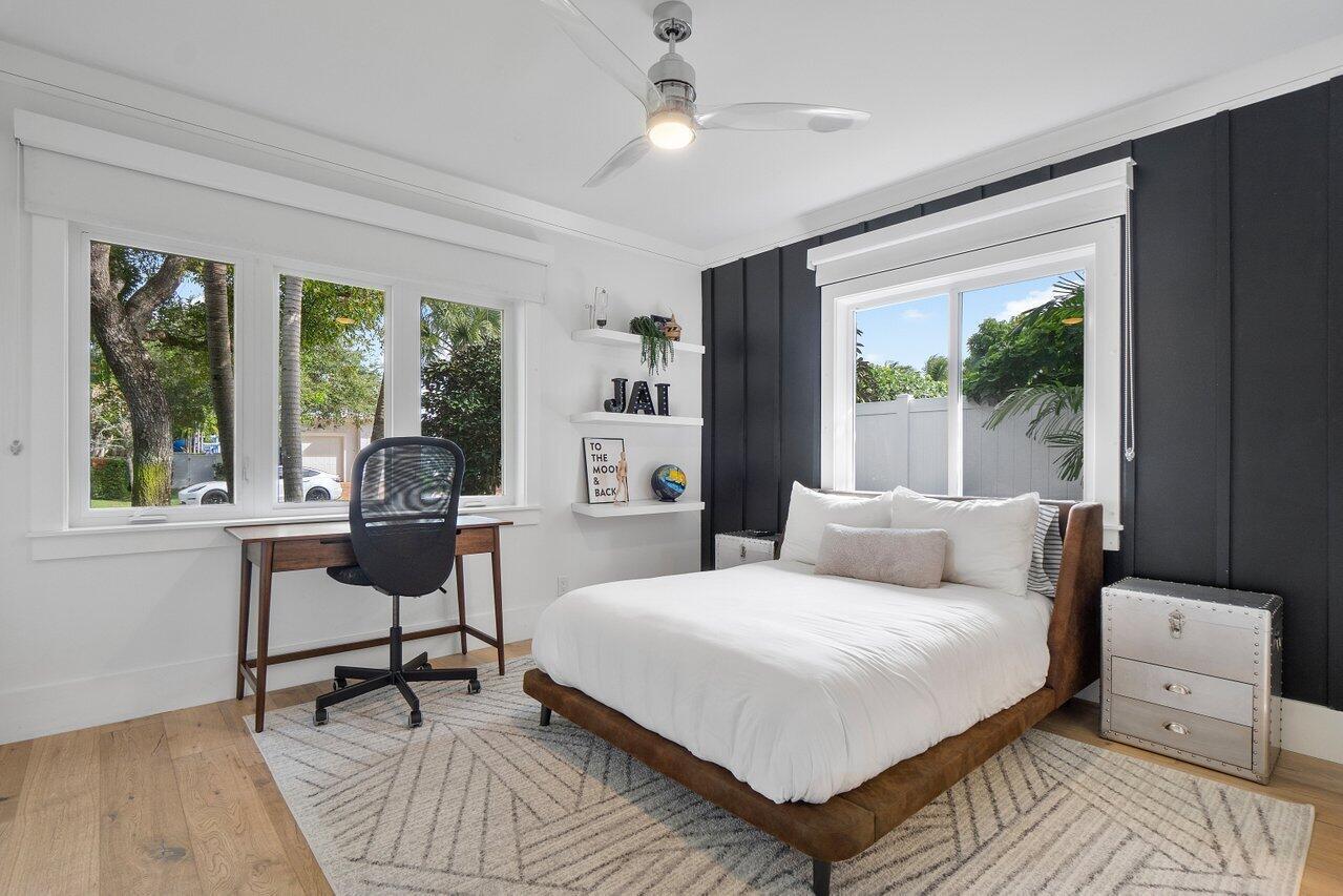 IDA LAKE TERRACE - Residential