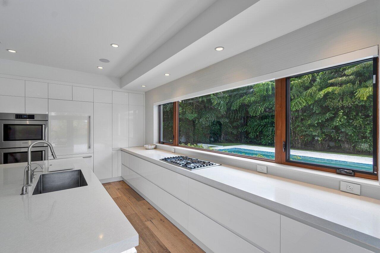 IDA LAKE TERRACE - Residential