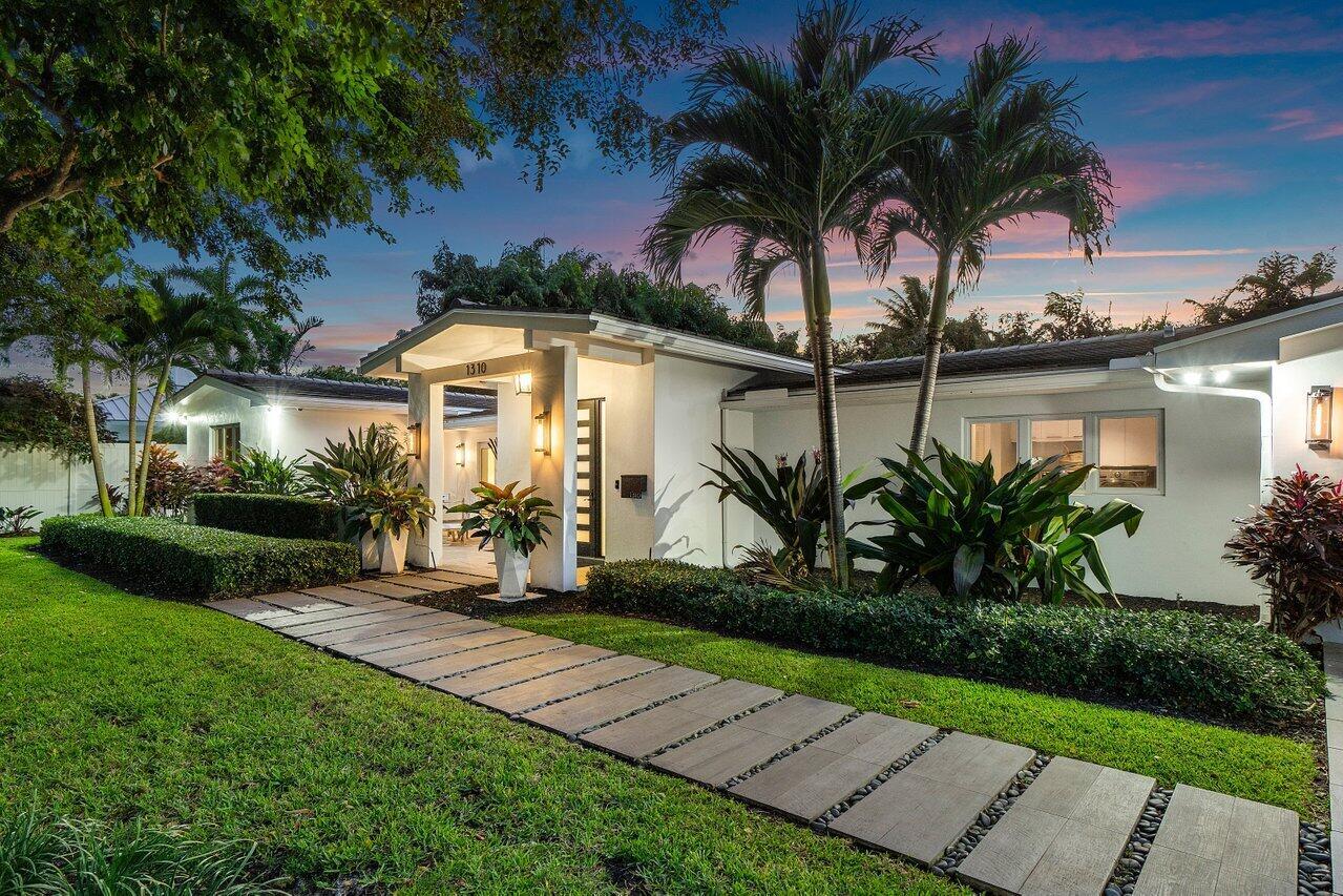 IDA LAKE TERRACE - Residential