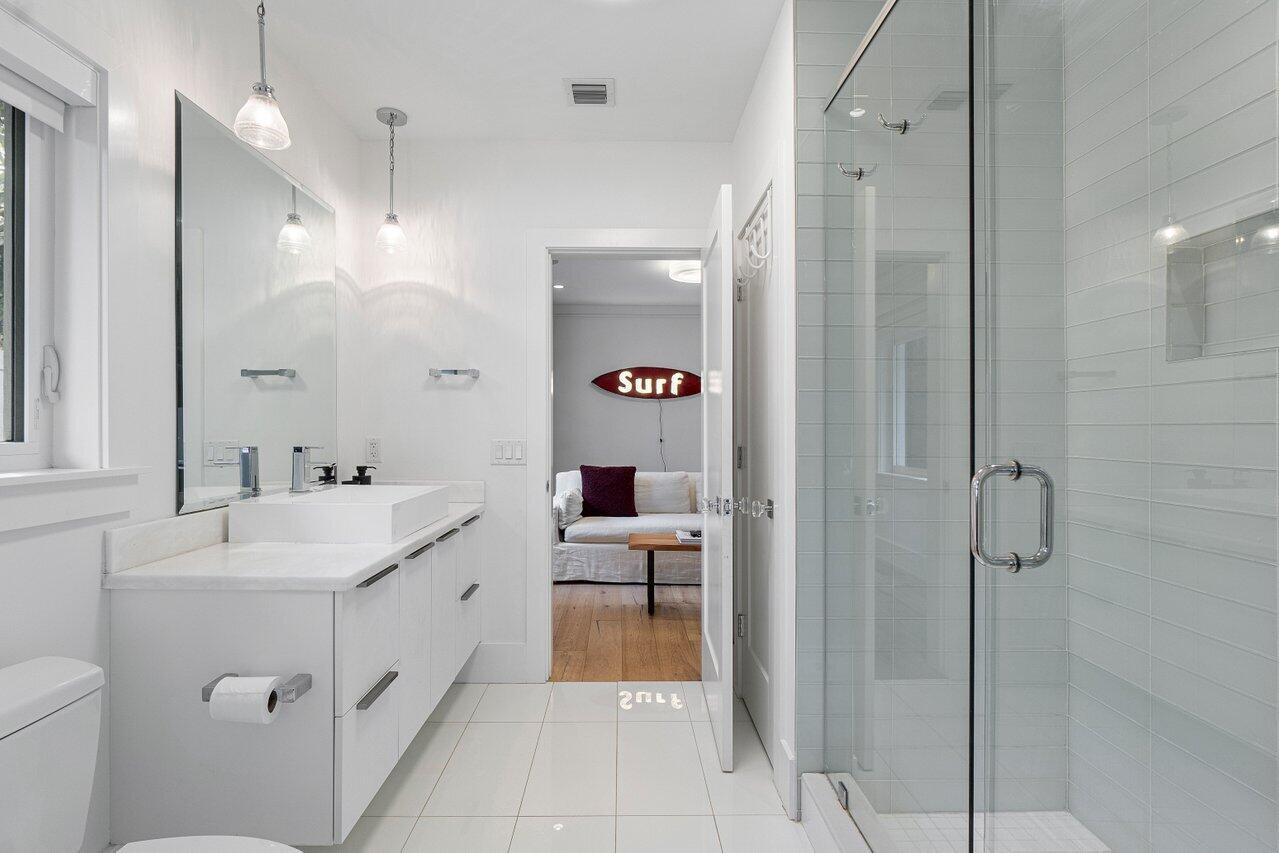 IDA LAKE TERRACE - Residential