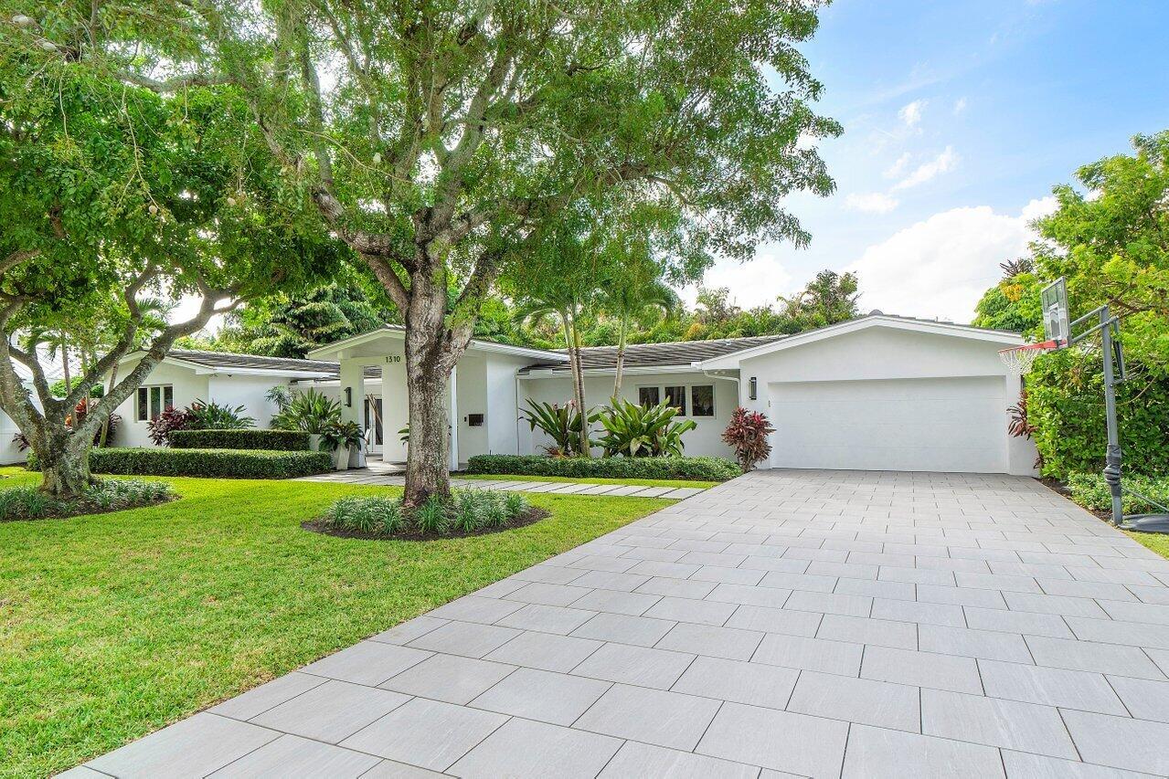 IDA LAKE TERRACE - Residential