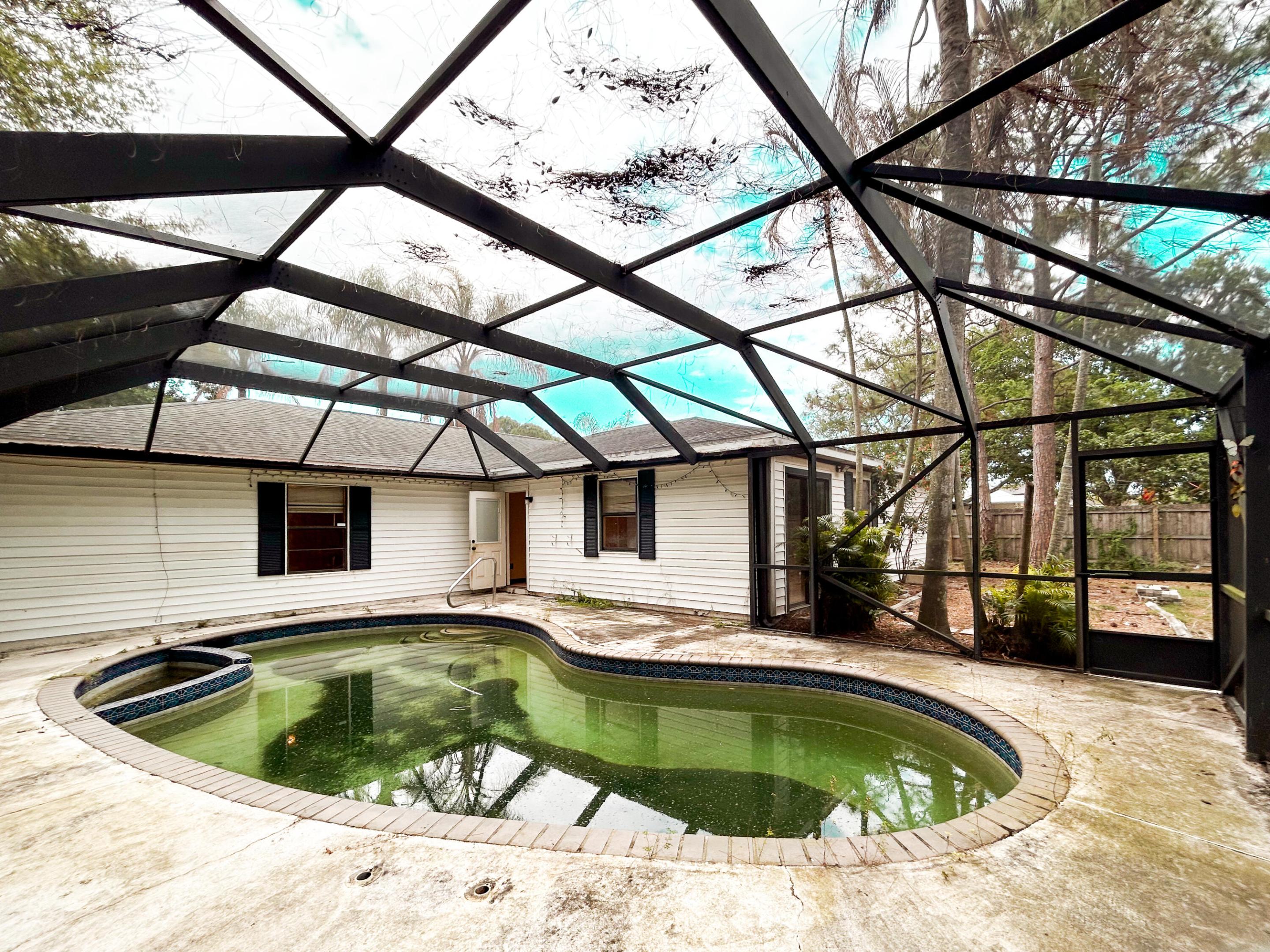 PORT ST LUCIE SECTION 19 - Residential