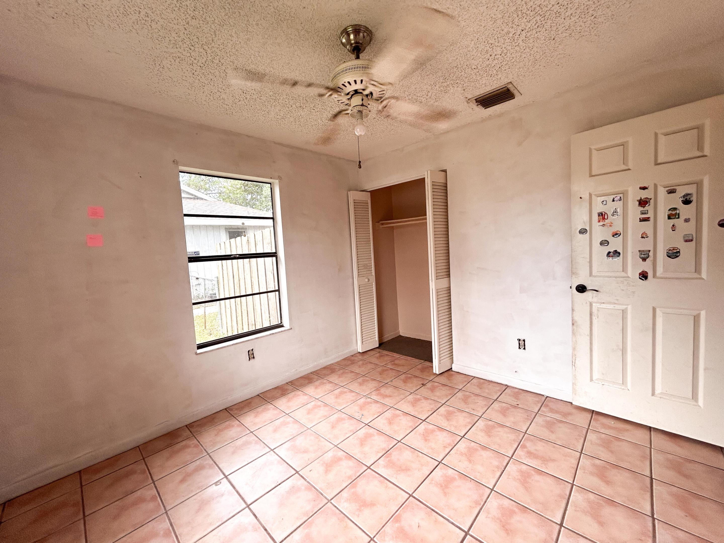 PORT ST LUCIE SECTION 19 - Residential