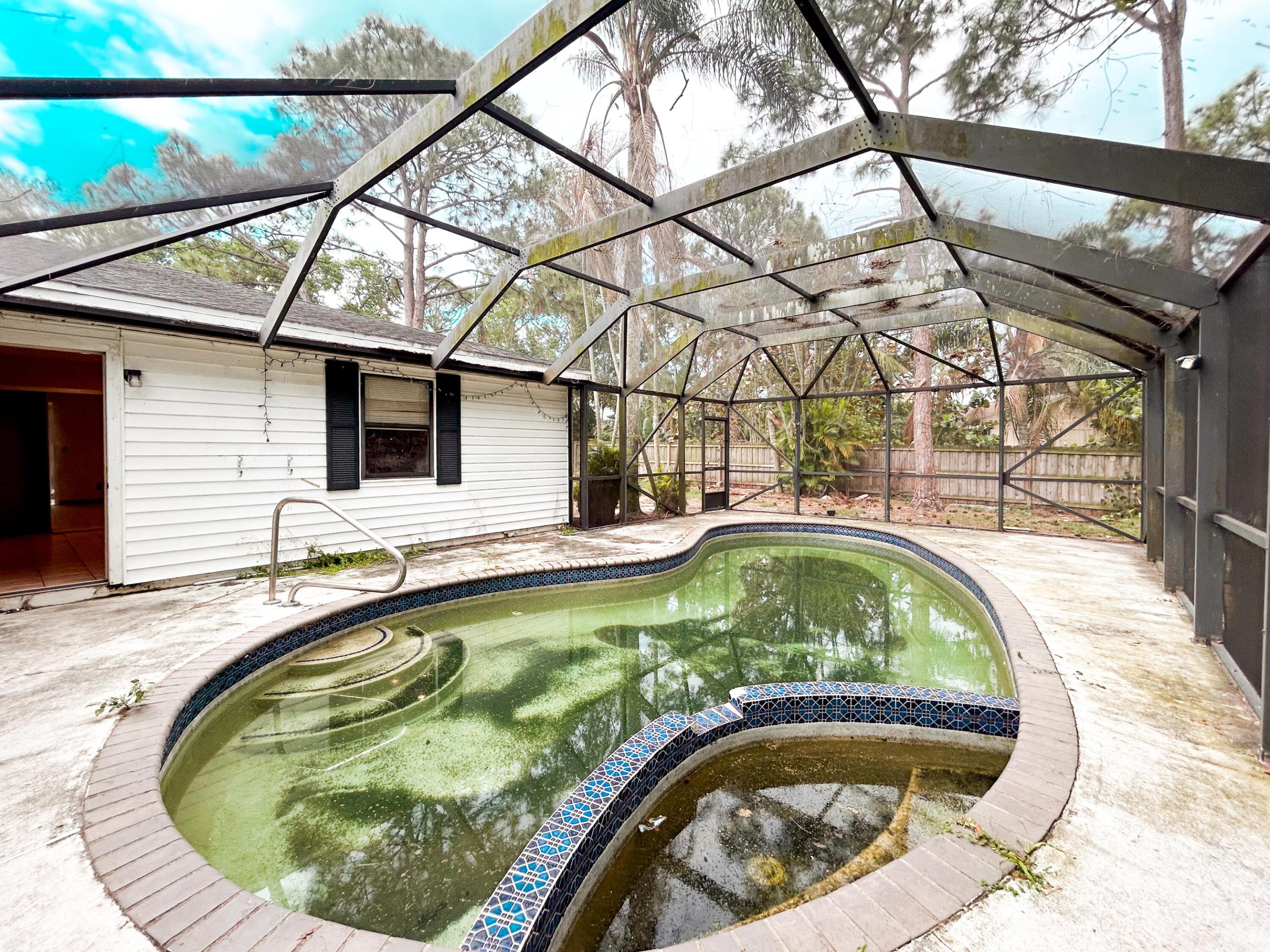 PORT ST LUCIE SECTION 19 - Residential