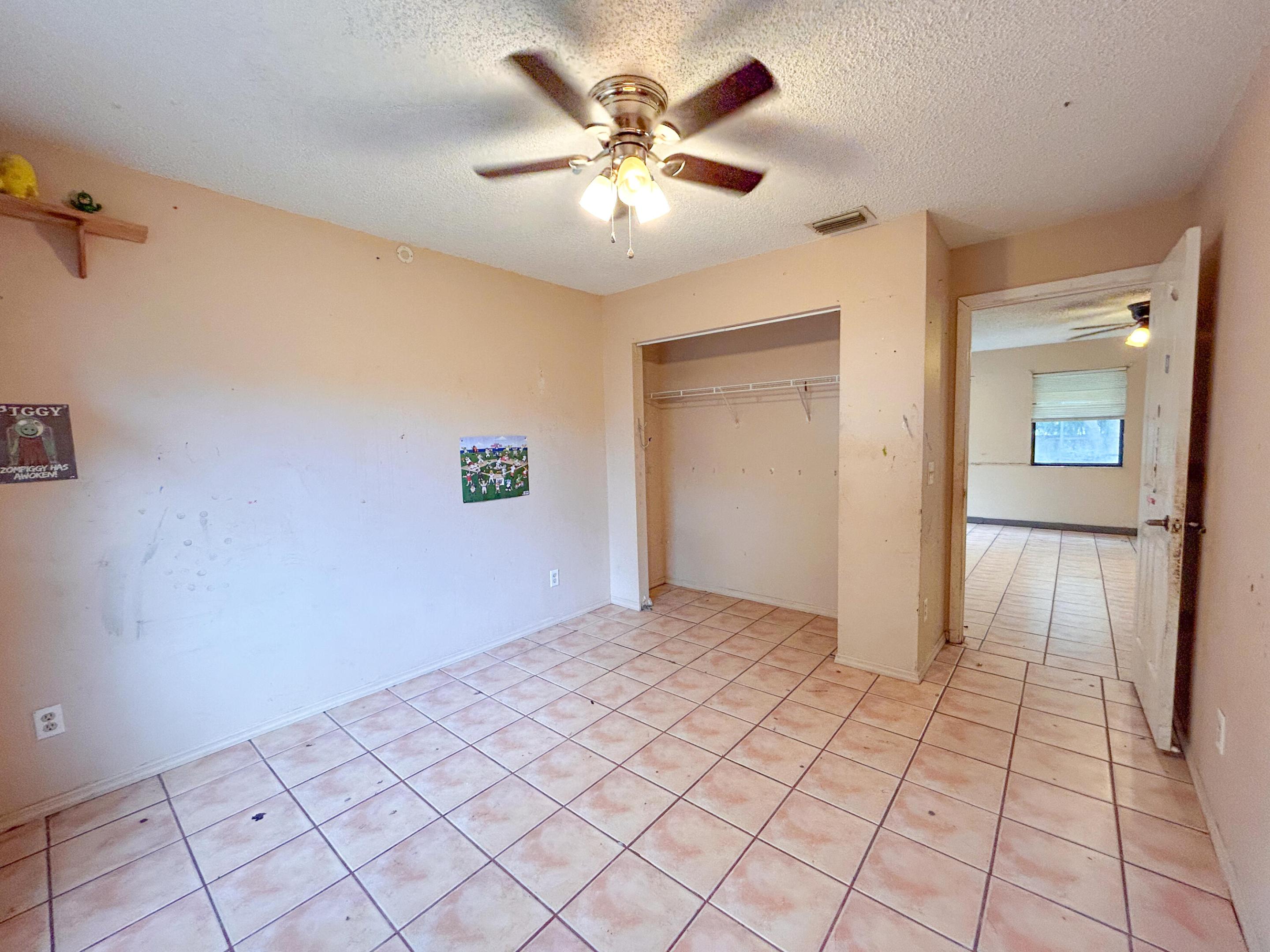 PORT ST LUCIE SECTION 19 - Residential