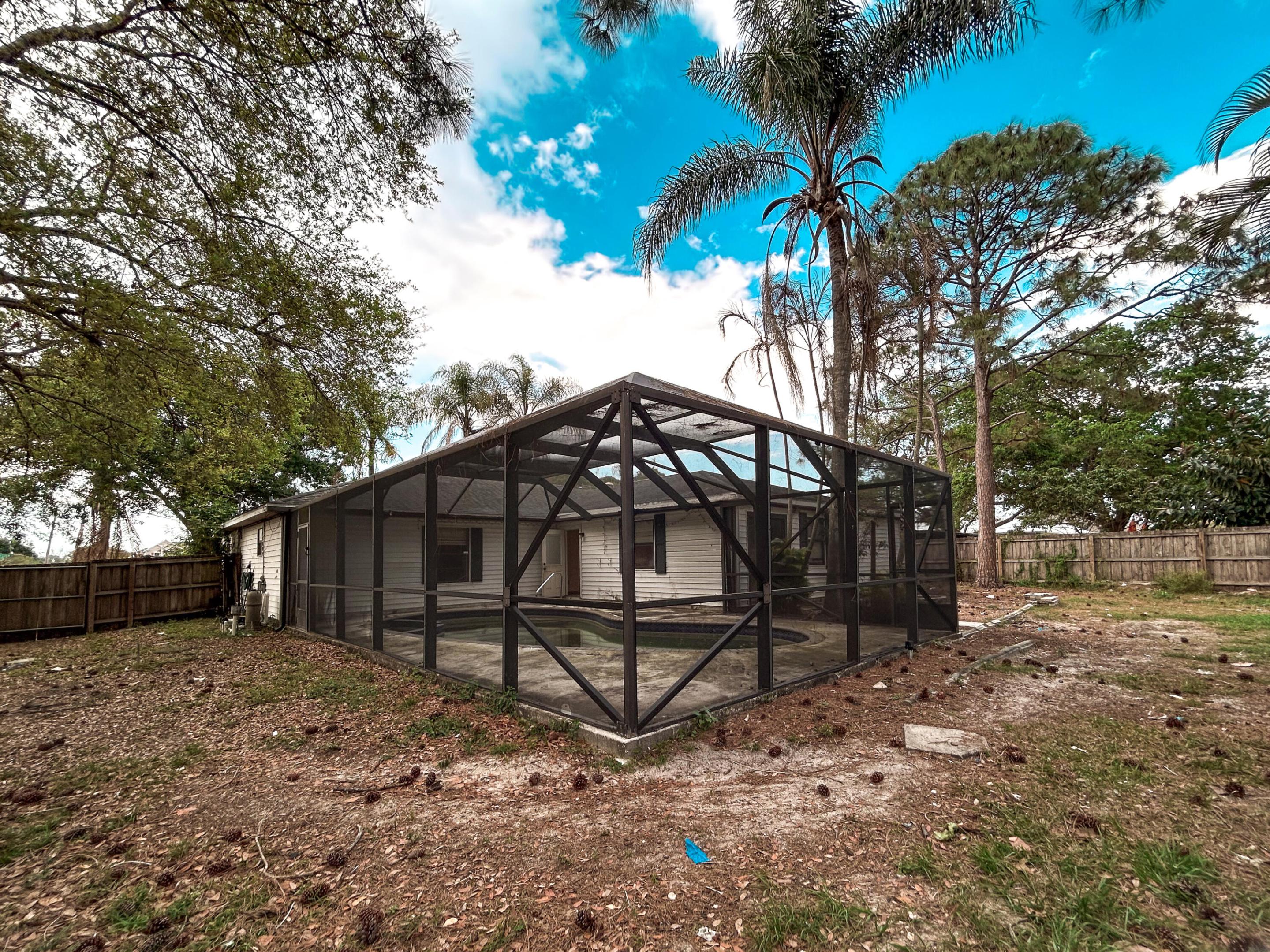 PORT ST LUCIE SECTION 19 - Residential