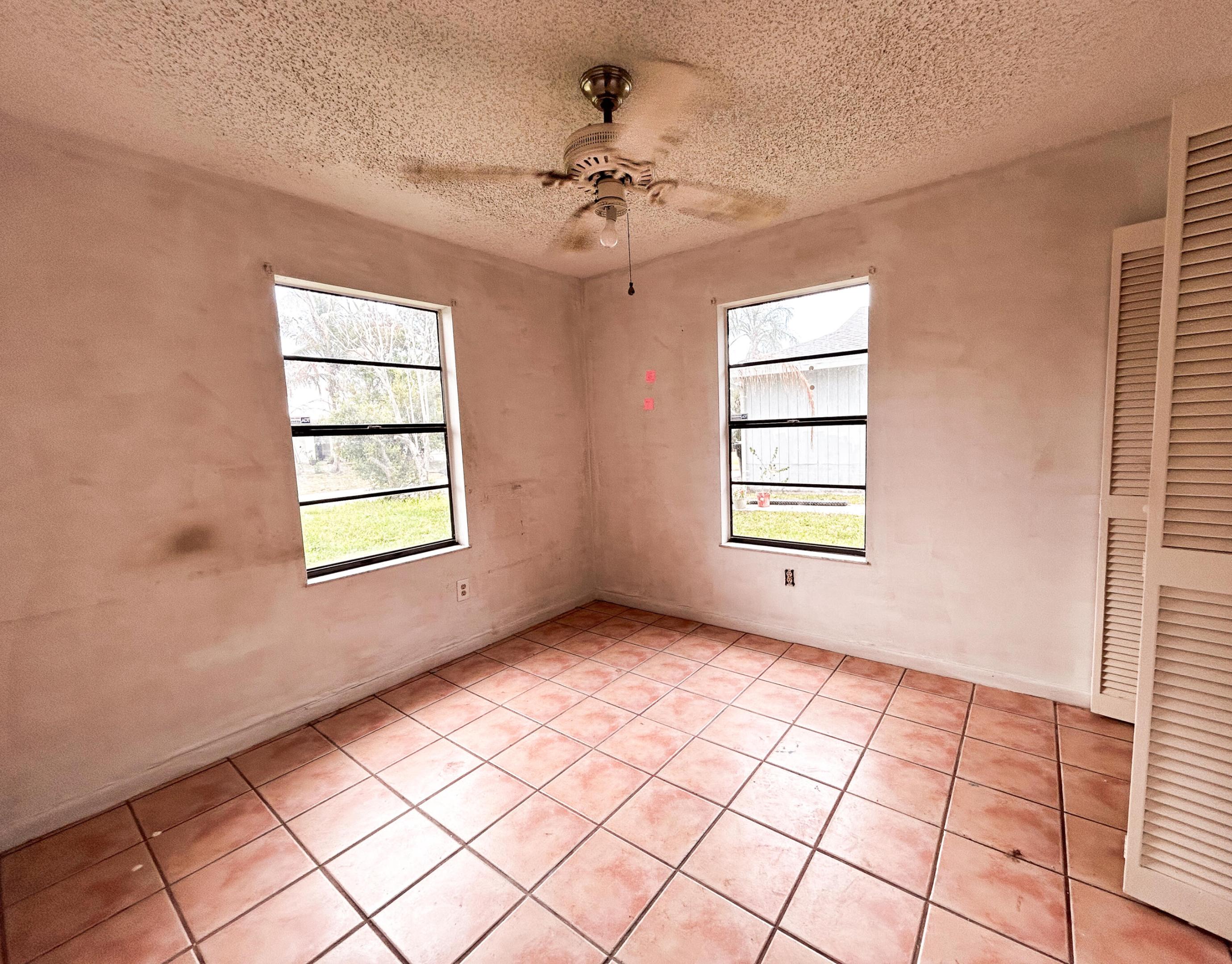 PORT ST LUCIE SECTION 19 - Residential