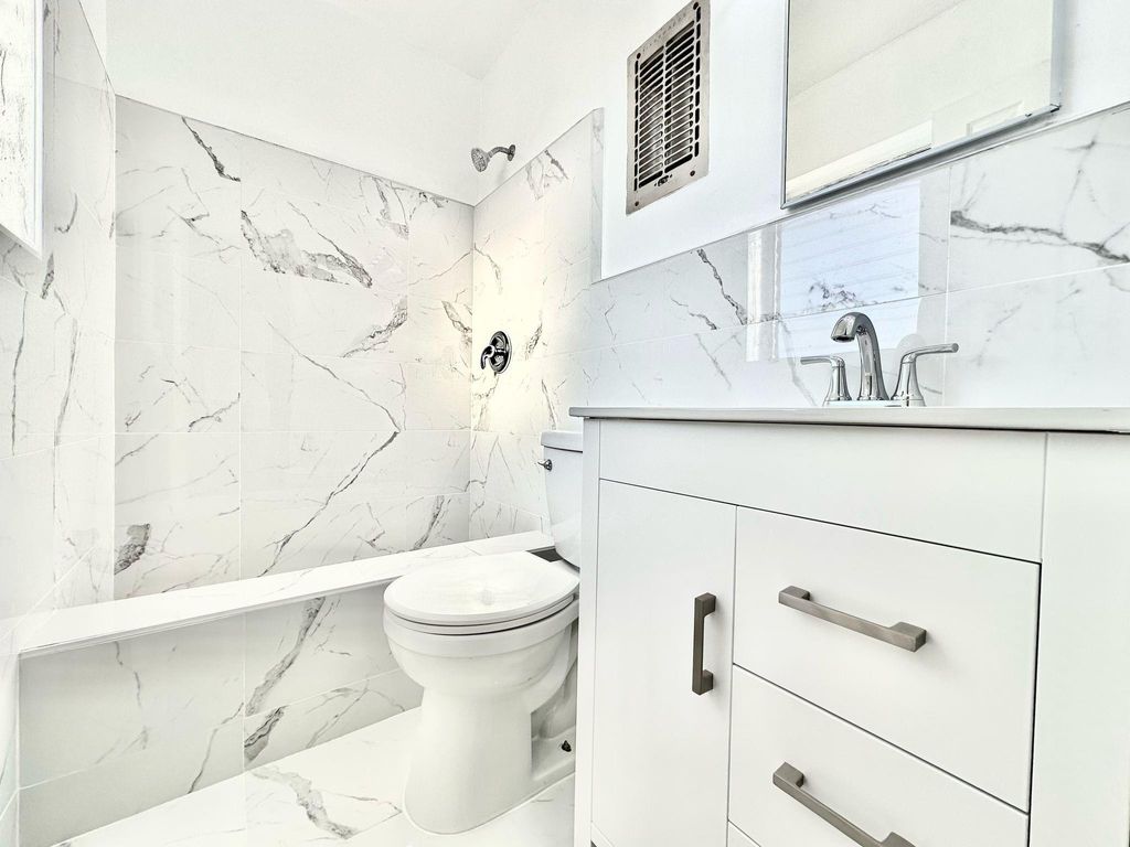 Photo of 3312 SE 5th Street #4, Pompano Beach, FL 33062 (MLS # F10486984)