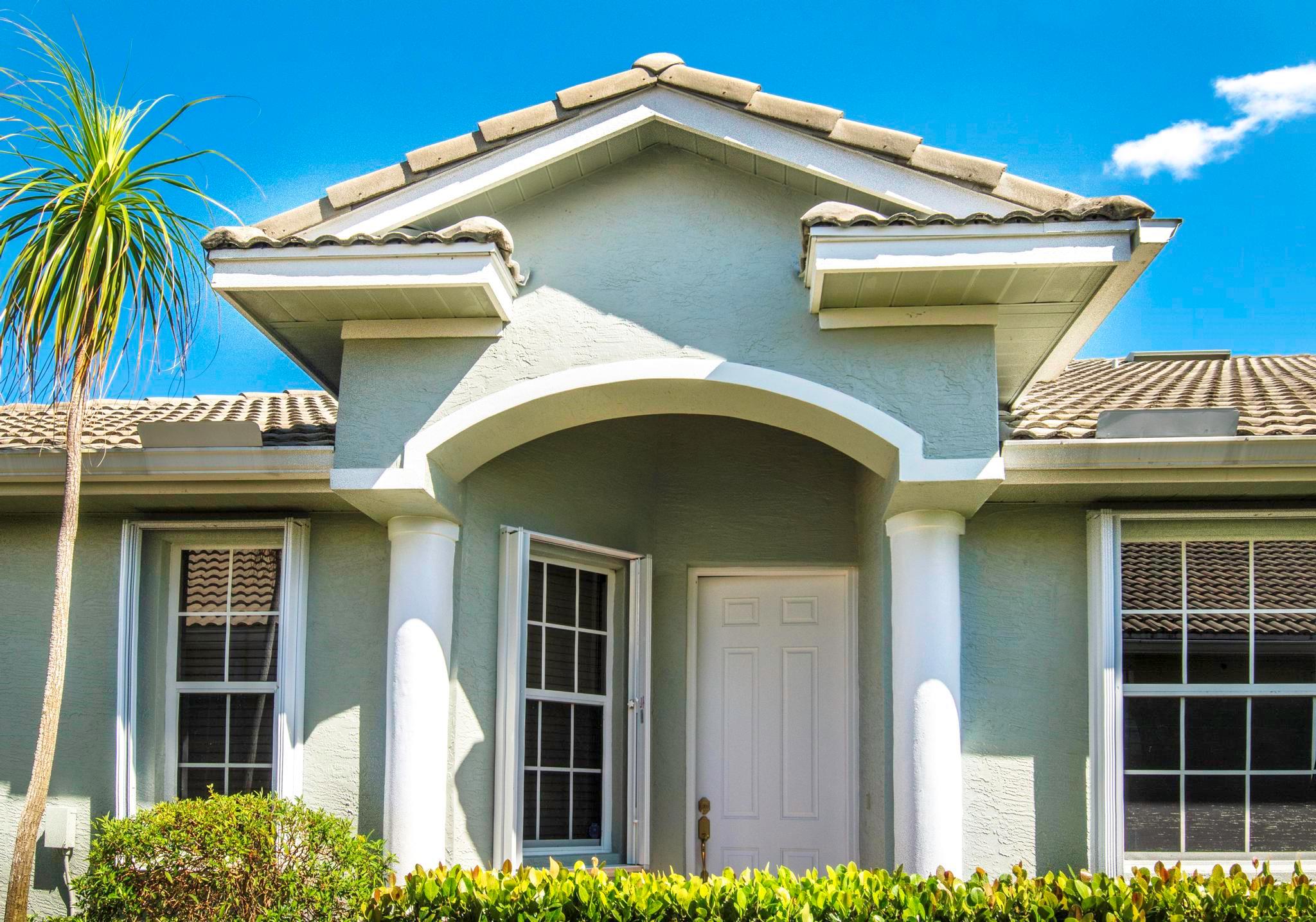 JENSEN BEACH COUNTRY CLUB - Residential Lease