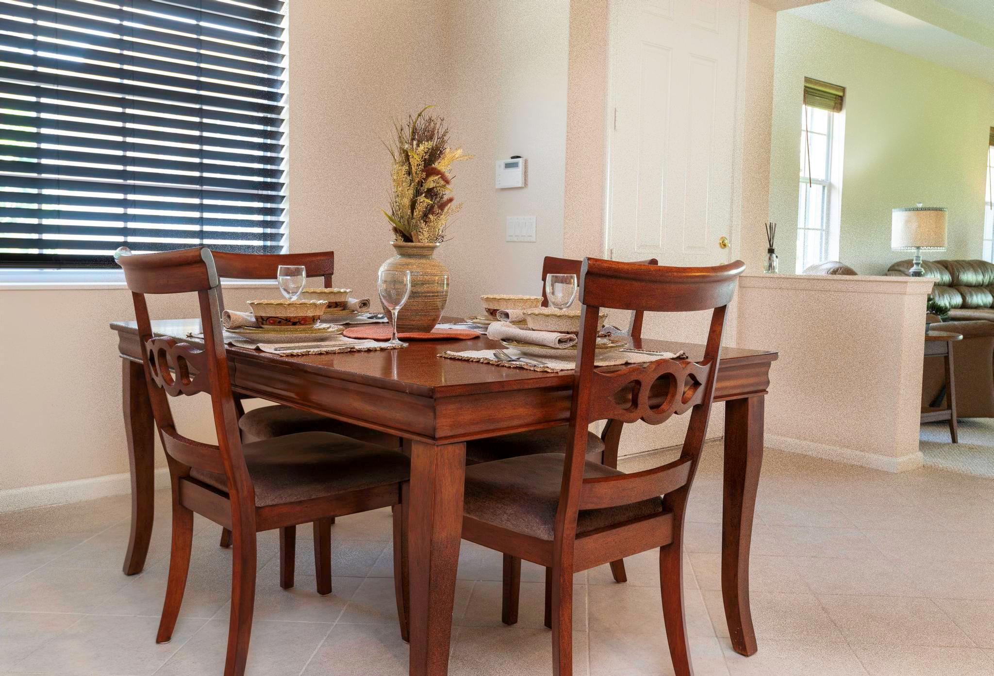 JENSEN BEACH COUNTRY CLUB - Residential Lease