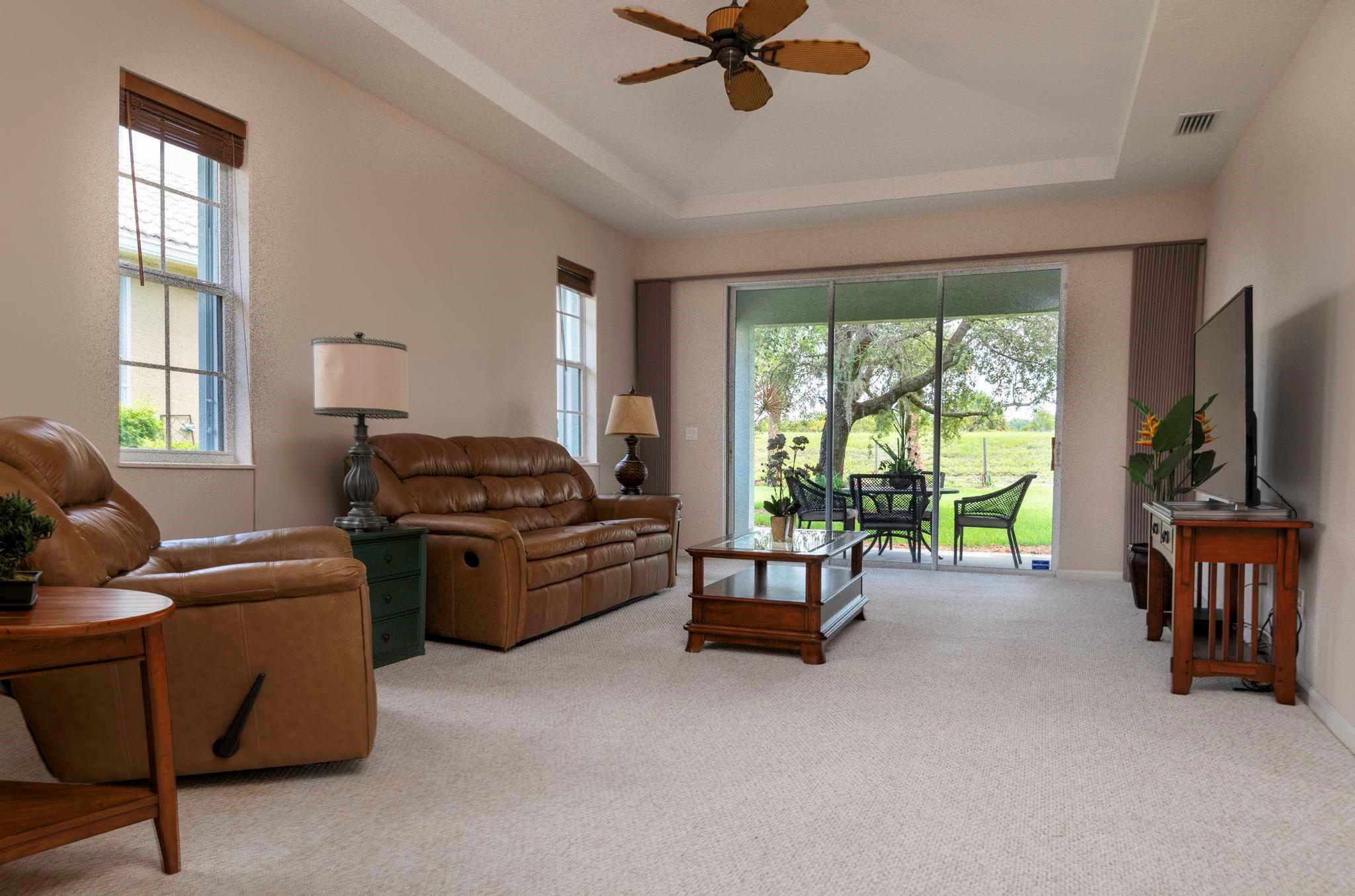 JENSEN BEACH COUNTRY CLUB - Residential Lease