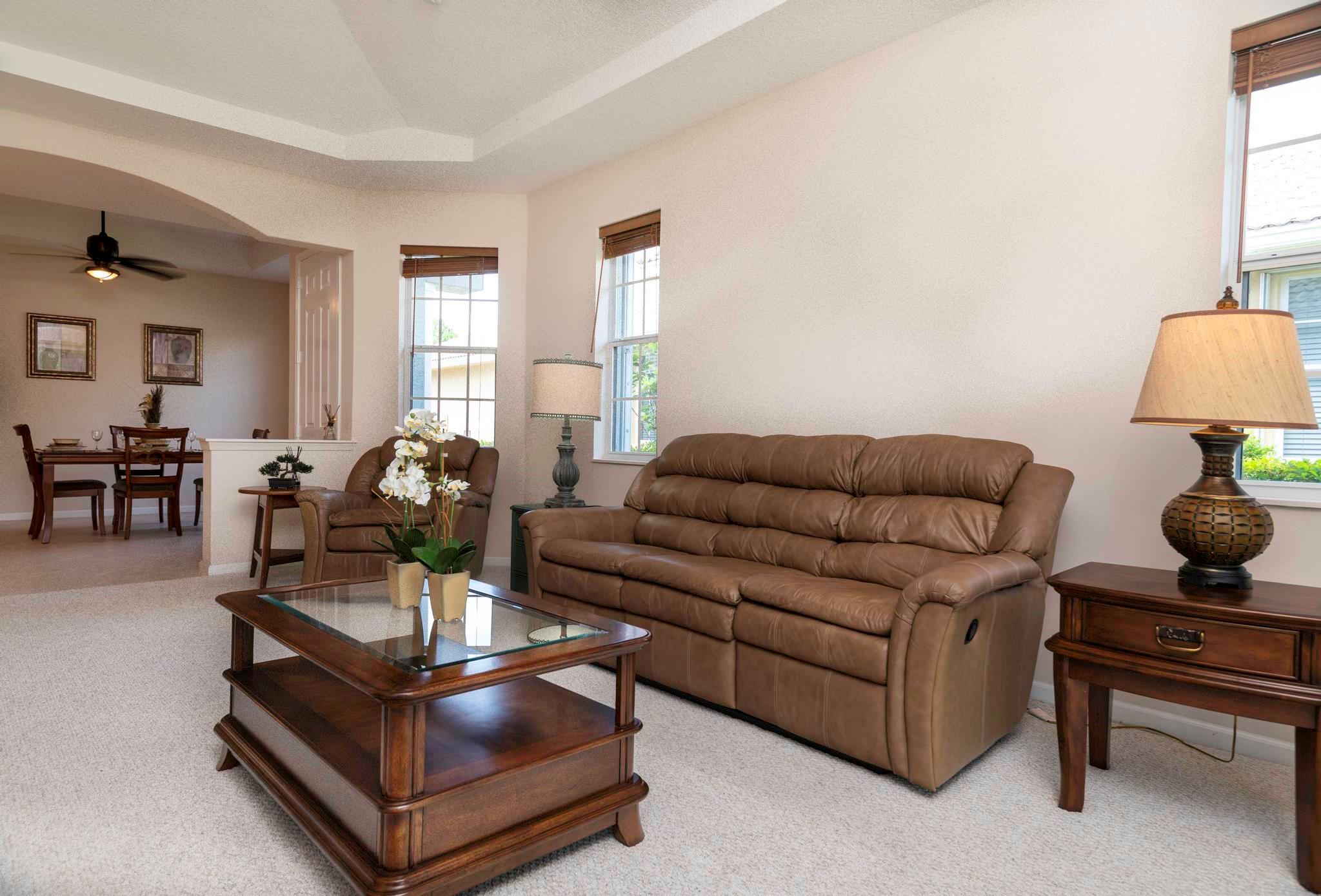 JENSEN BEACH COUNTRY CLUB - Residential Lease