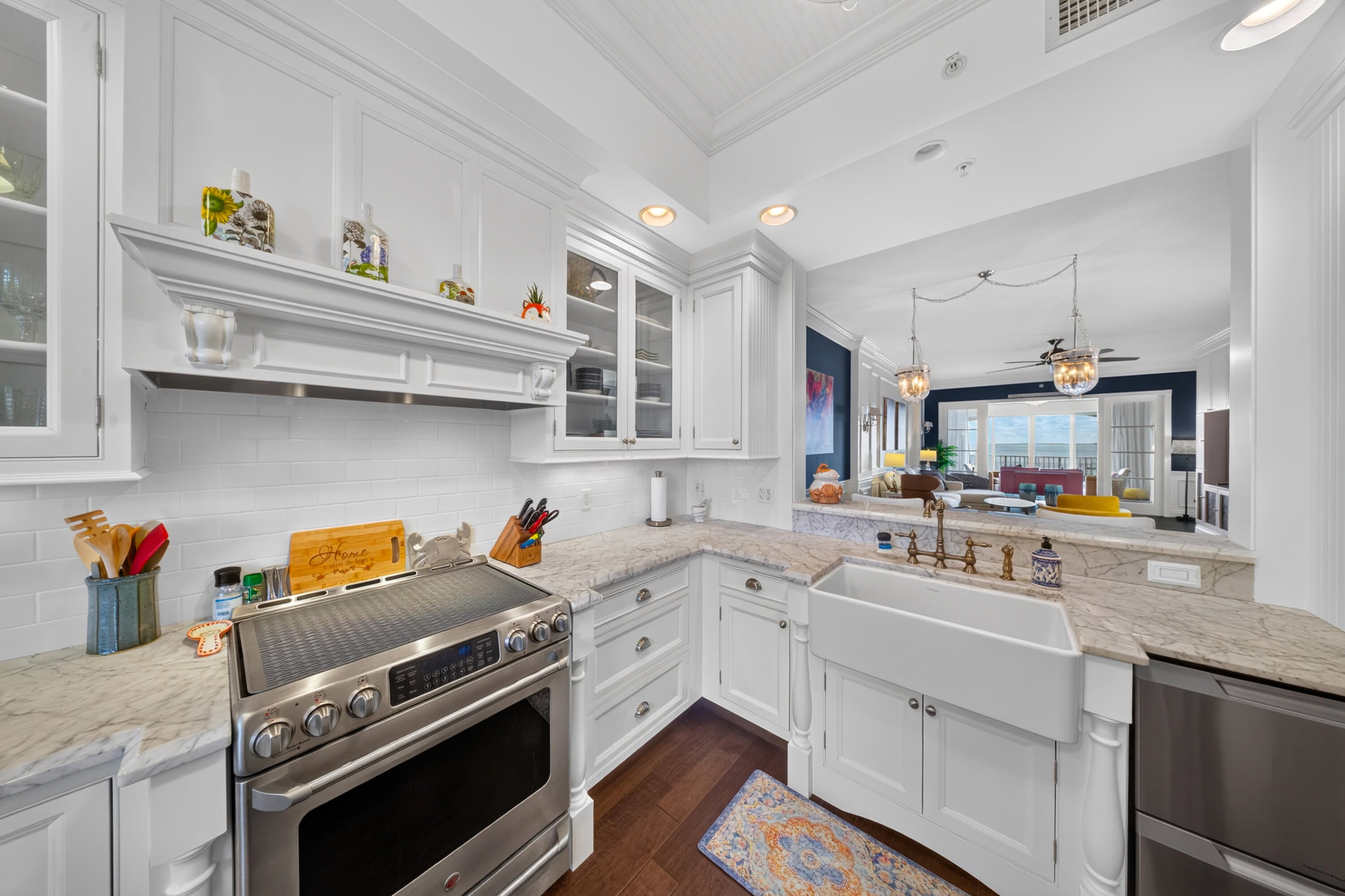 30 Harbour Isle Drive W PH02