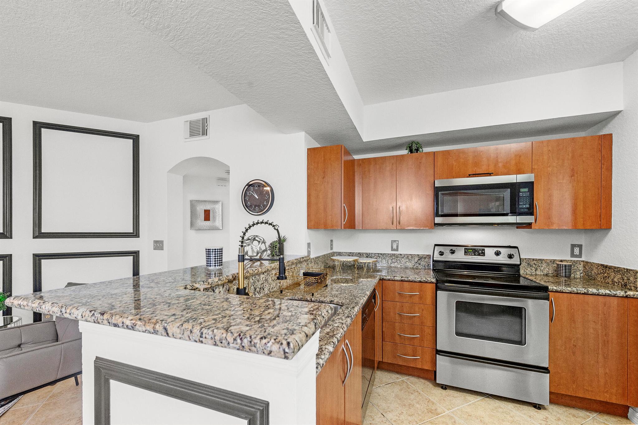THE BELMONT AT ST LUCIE W - Residential Lease